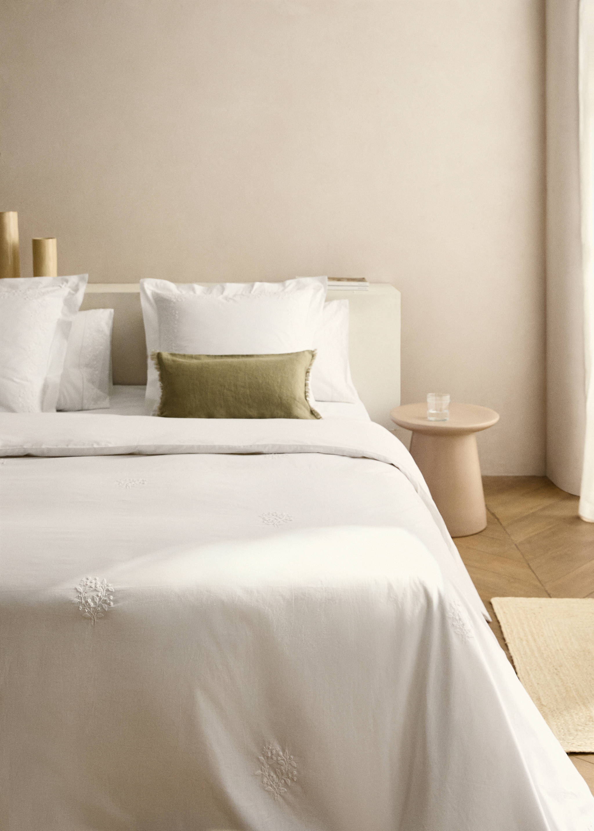 Percale cotton duvet cover with embroidered flowers for 180/200 cm bed - General plane