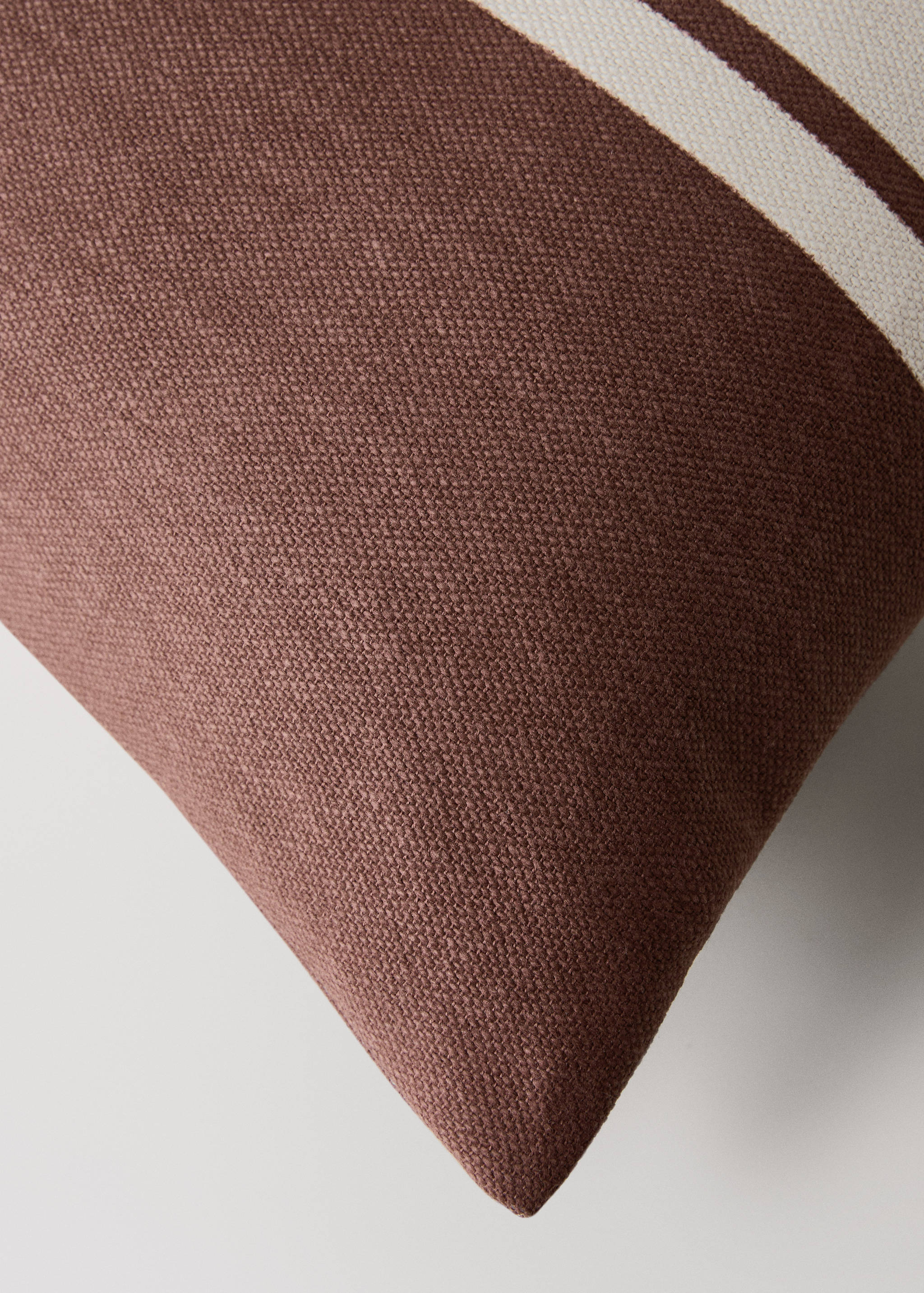 Cotton cushion cover with printed stripes 45x45 cm - Details of the article 2