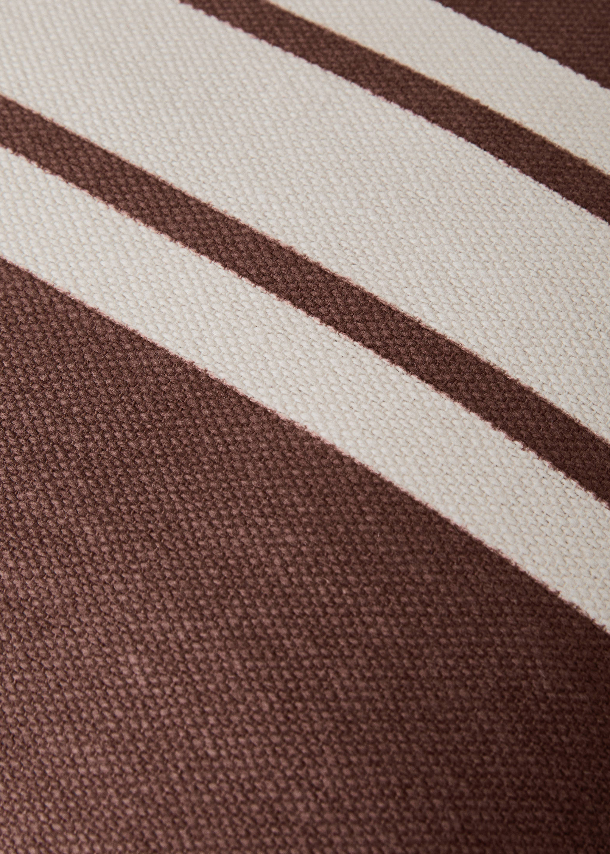 Cotton cushion cover with printed stripes 45x45 cm - Details of the article 3