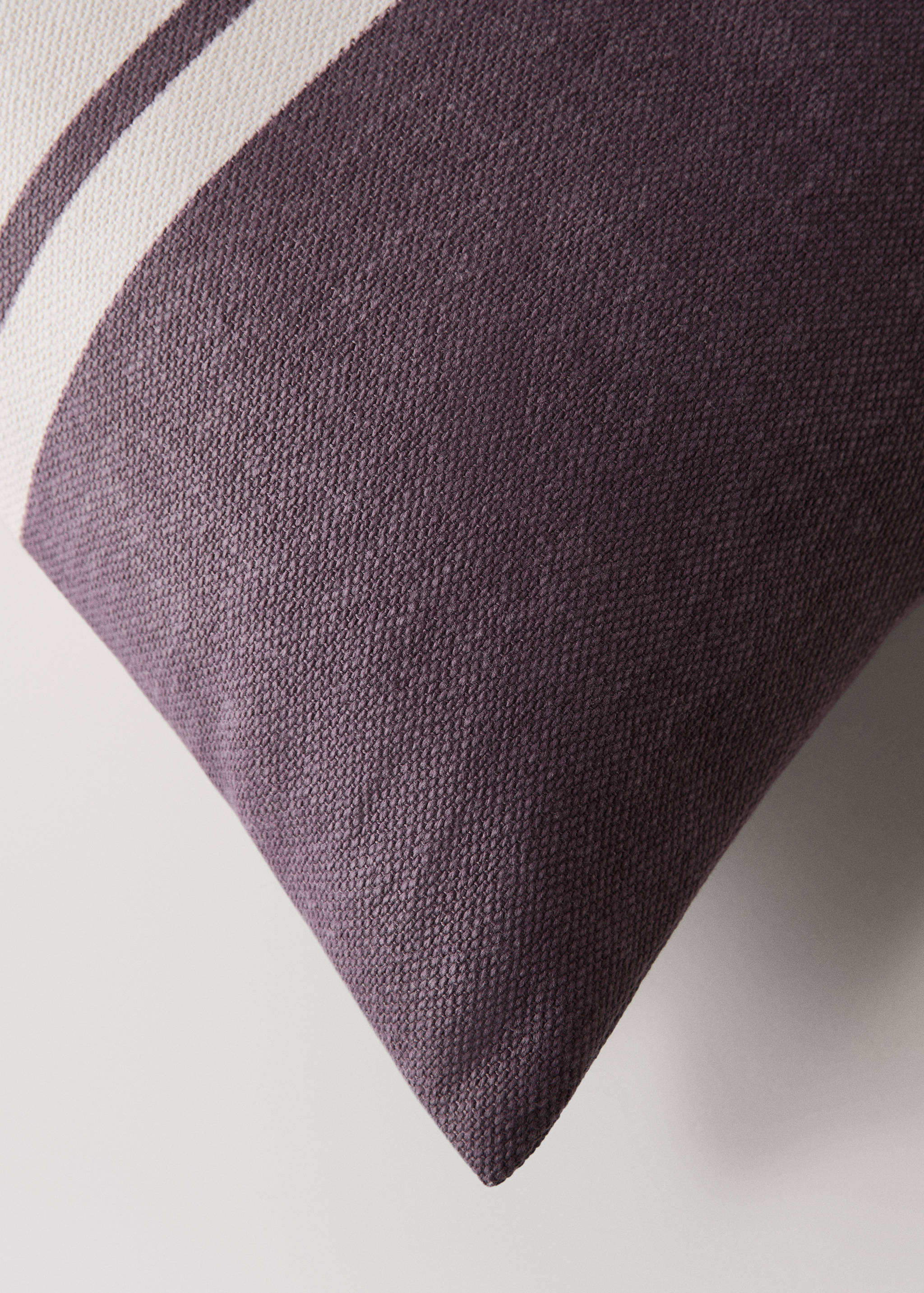 Cotton cushion cover with printed stripes 45x45 cm - Details of the article 2