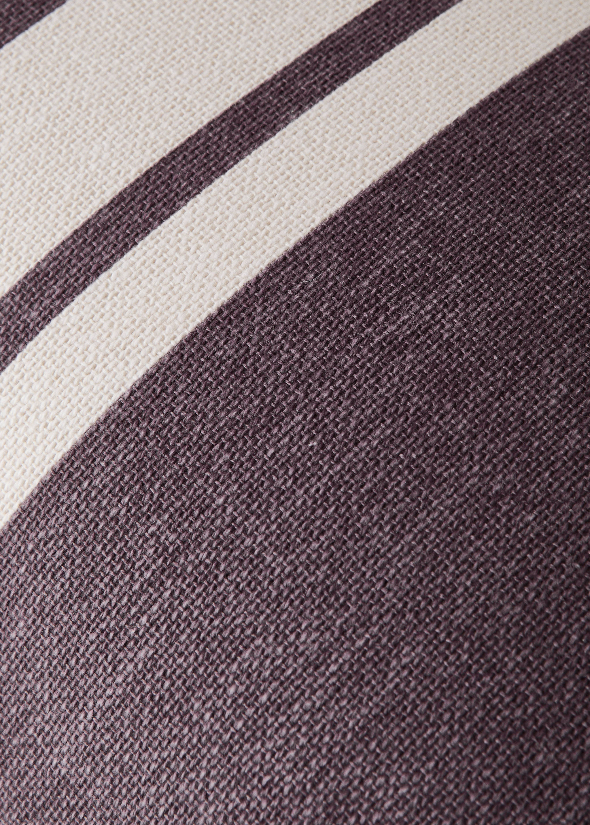 Cotton cushion cover with printed stripes 45x45 cm - Details of the article 3