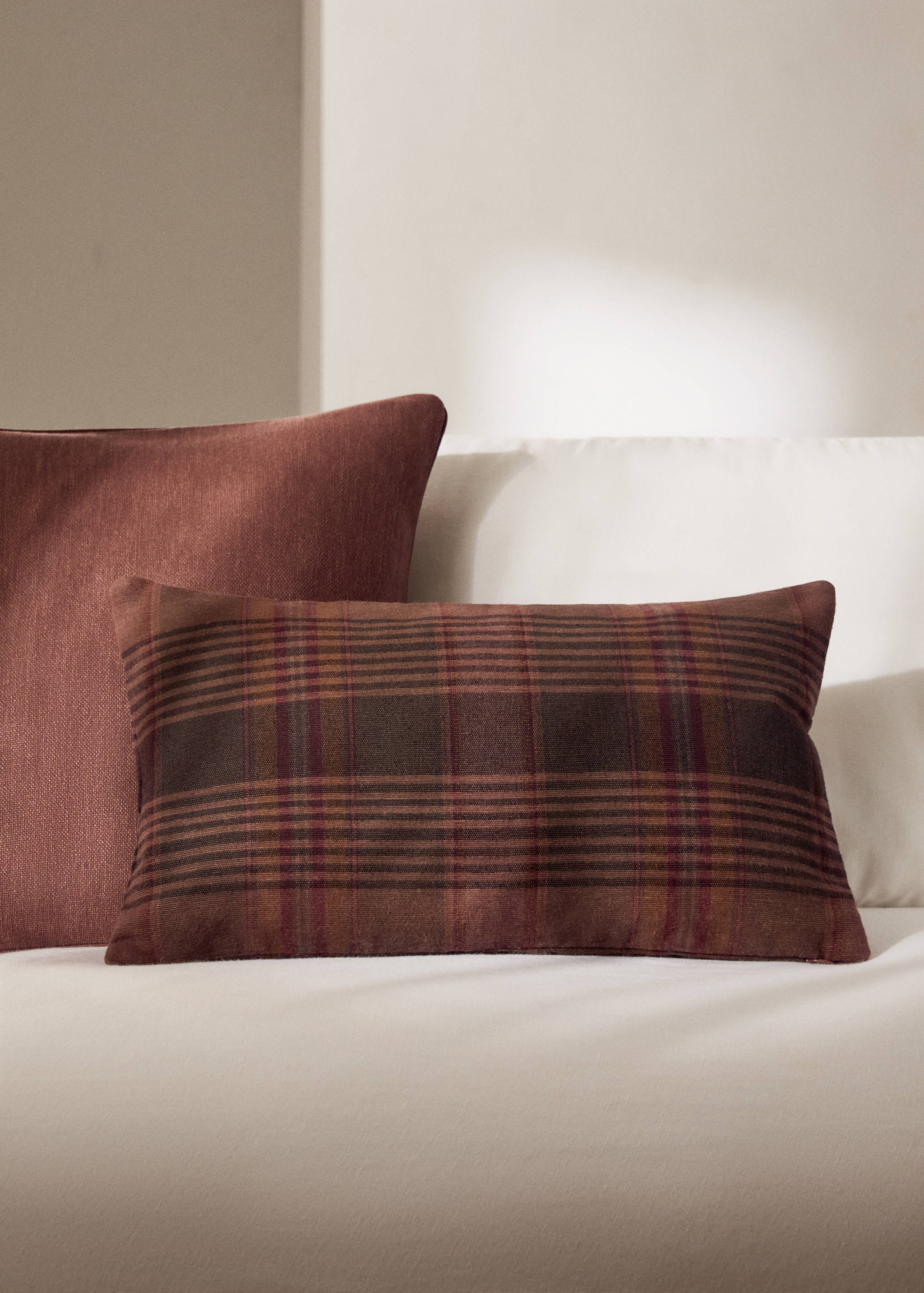 Funda cojín diseño cuadros color sobre tintado 30x50cm - Plano general