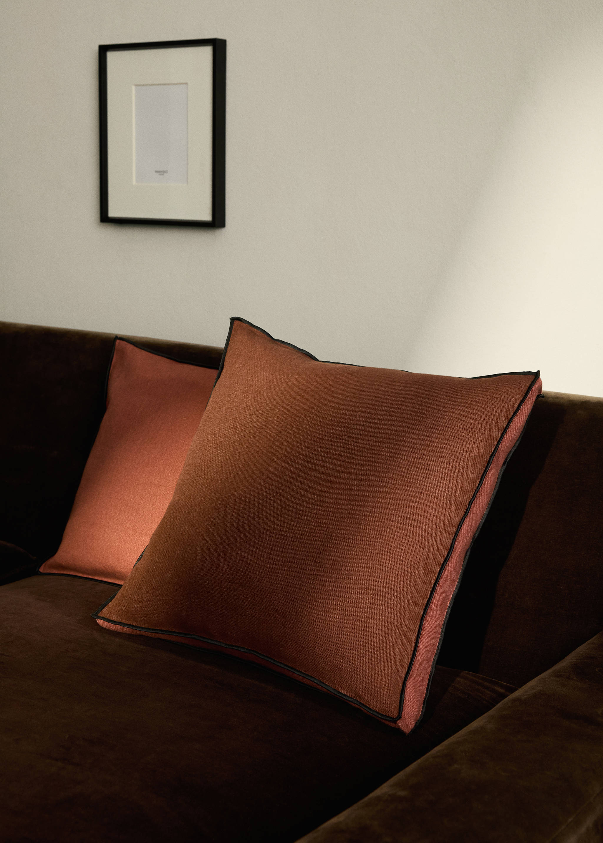 Dvoubarevný lněný povlak na polštářek 45 x 45 cm - Celkový náhled