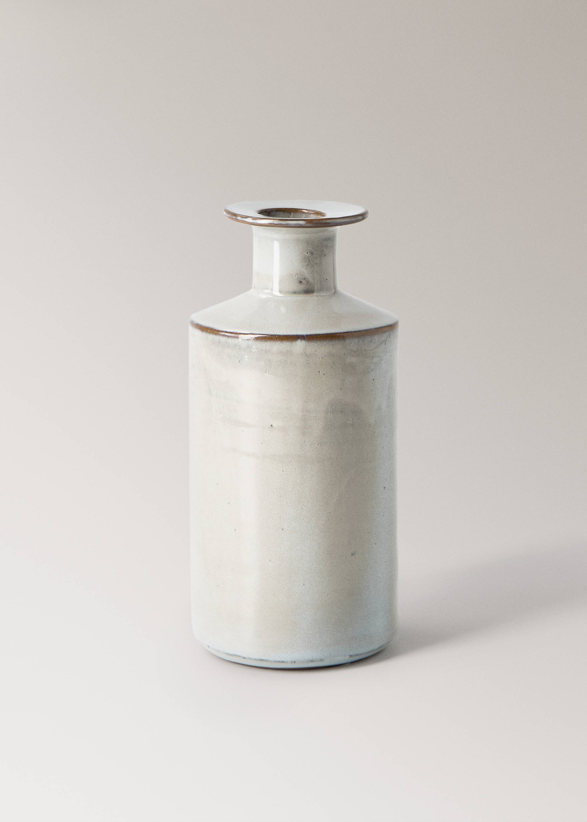 Large stoneware vase with bottle design - Article without model