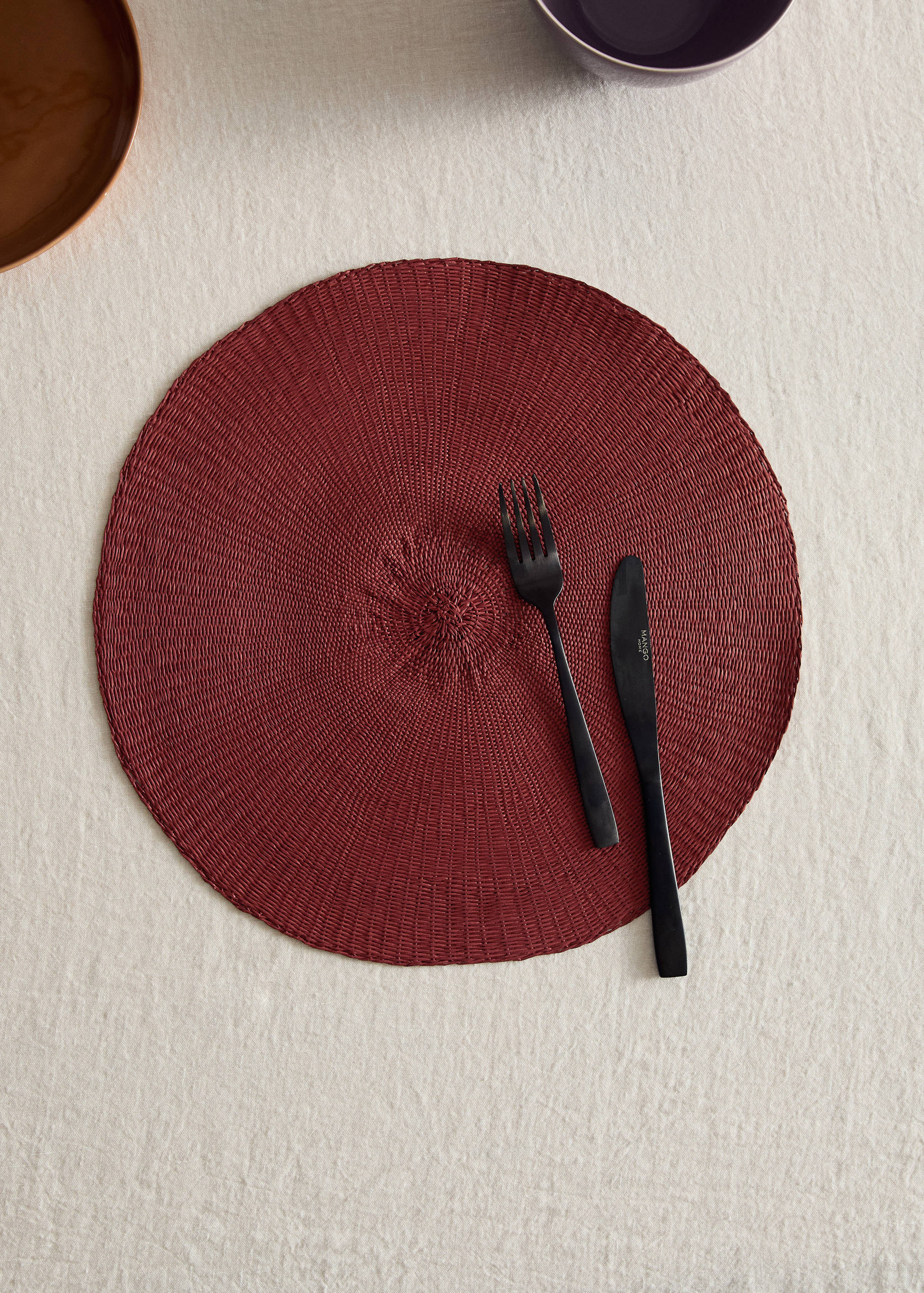 Coloured paper placemat - General plane