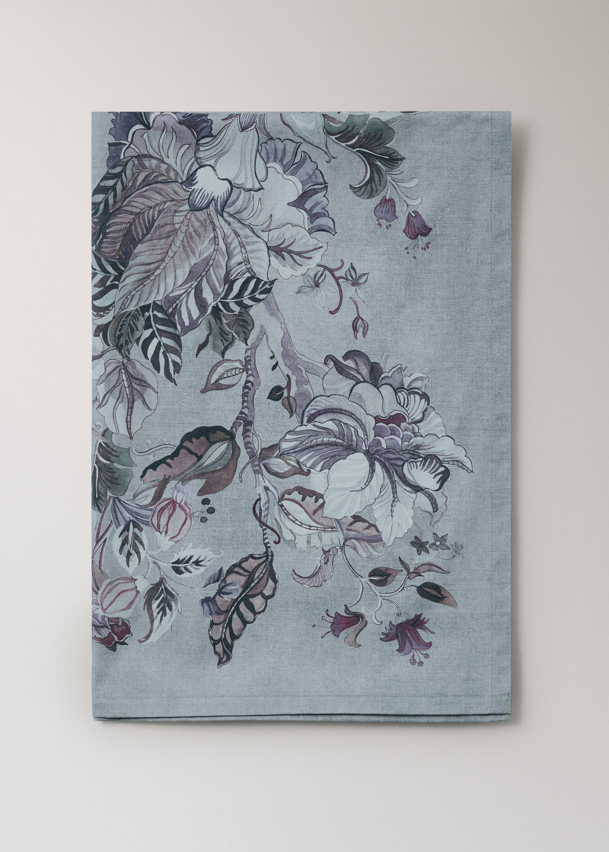 Cotton tablecloth with floral design for 2 to 4 diners - Details of the article 3