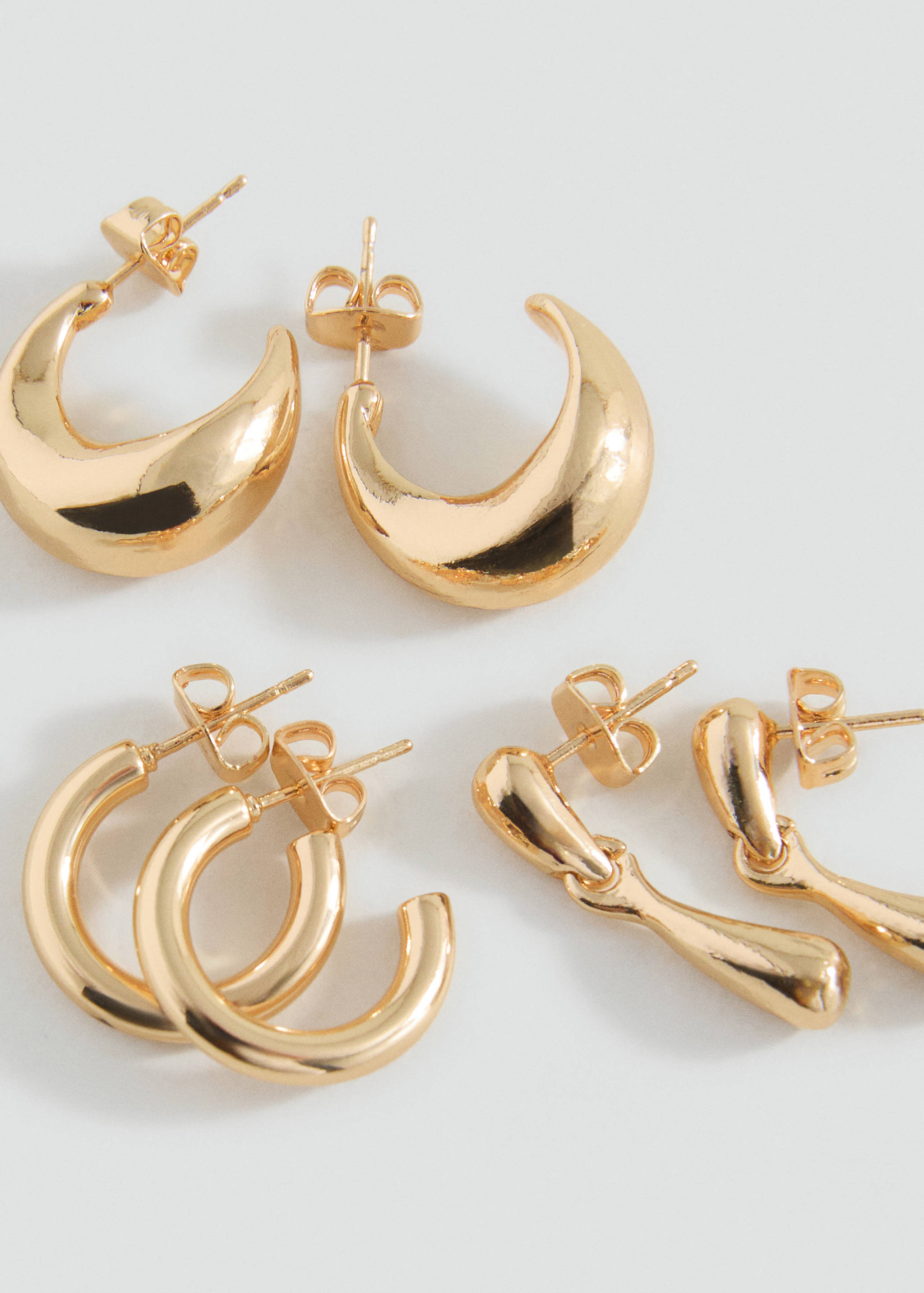 Lot boucles d’oreilles combinées - Plan moyen