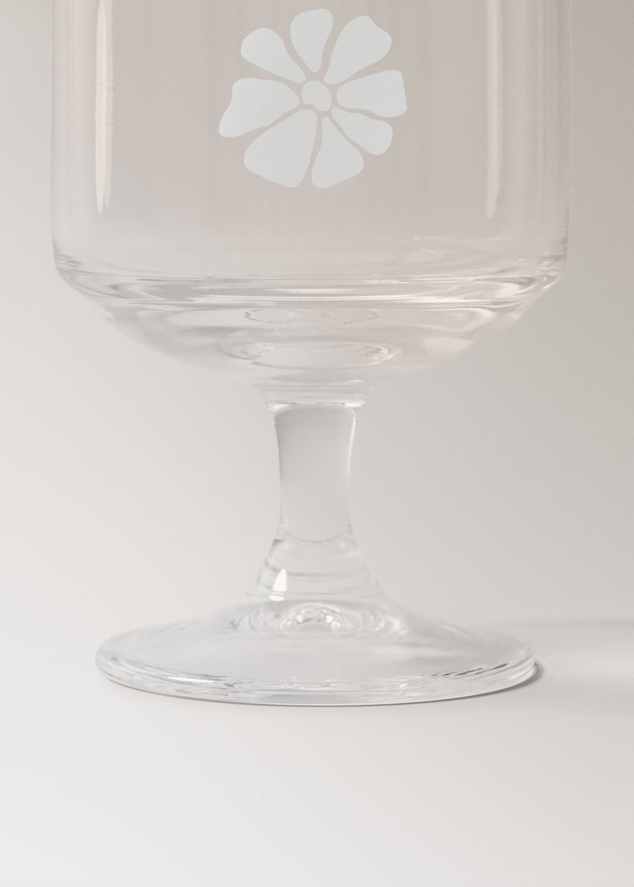 Decorative glass cup - Details of the article 1