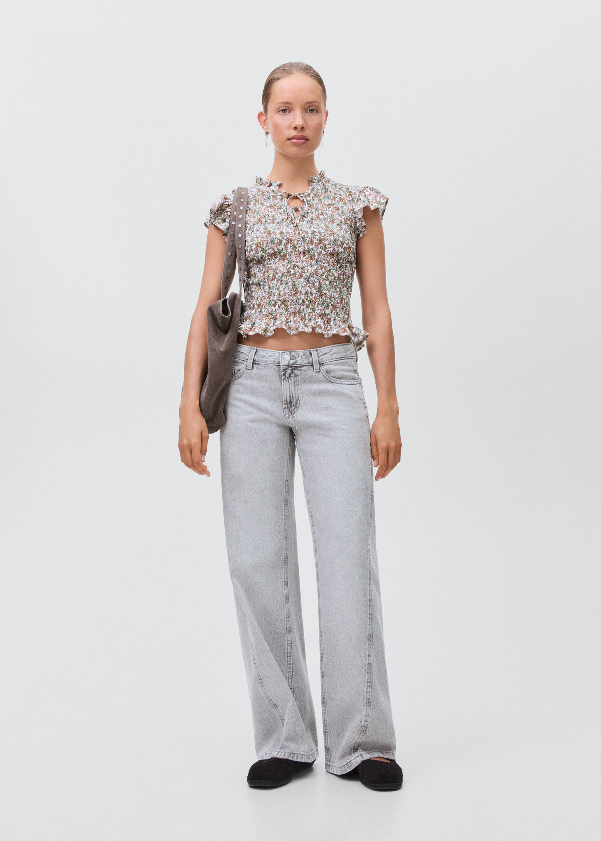 Floral print blouse - General plane