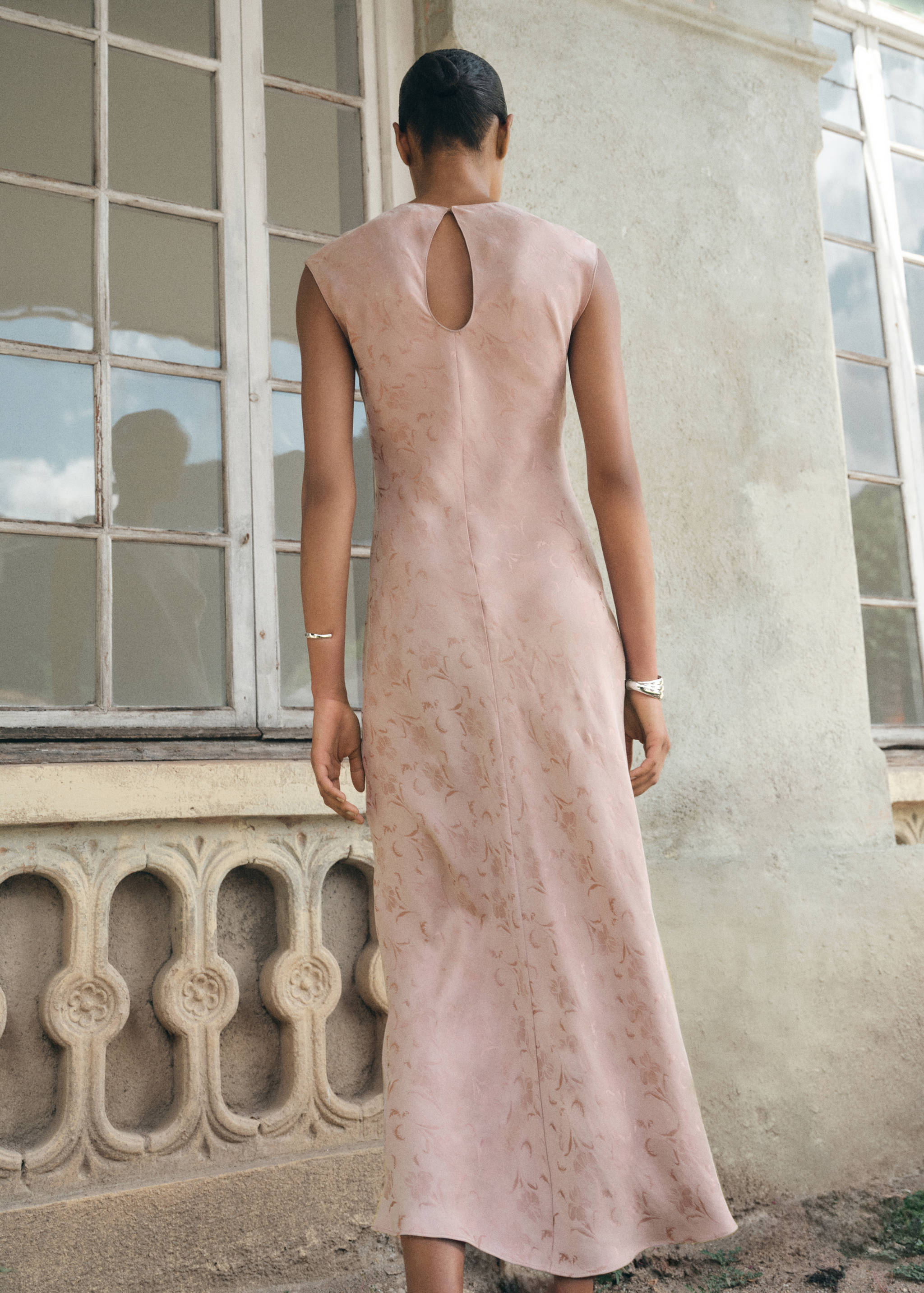 Satin floral jacquard dress - Reverse of the article