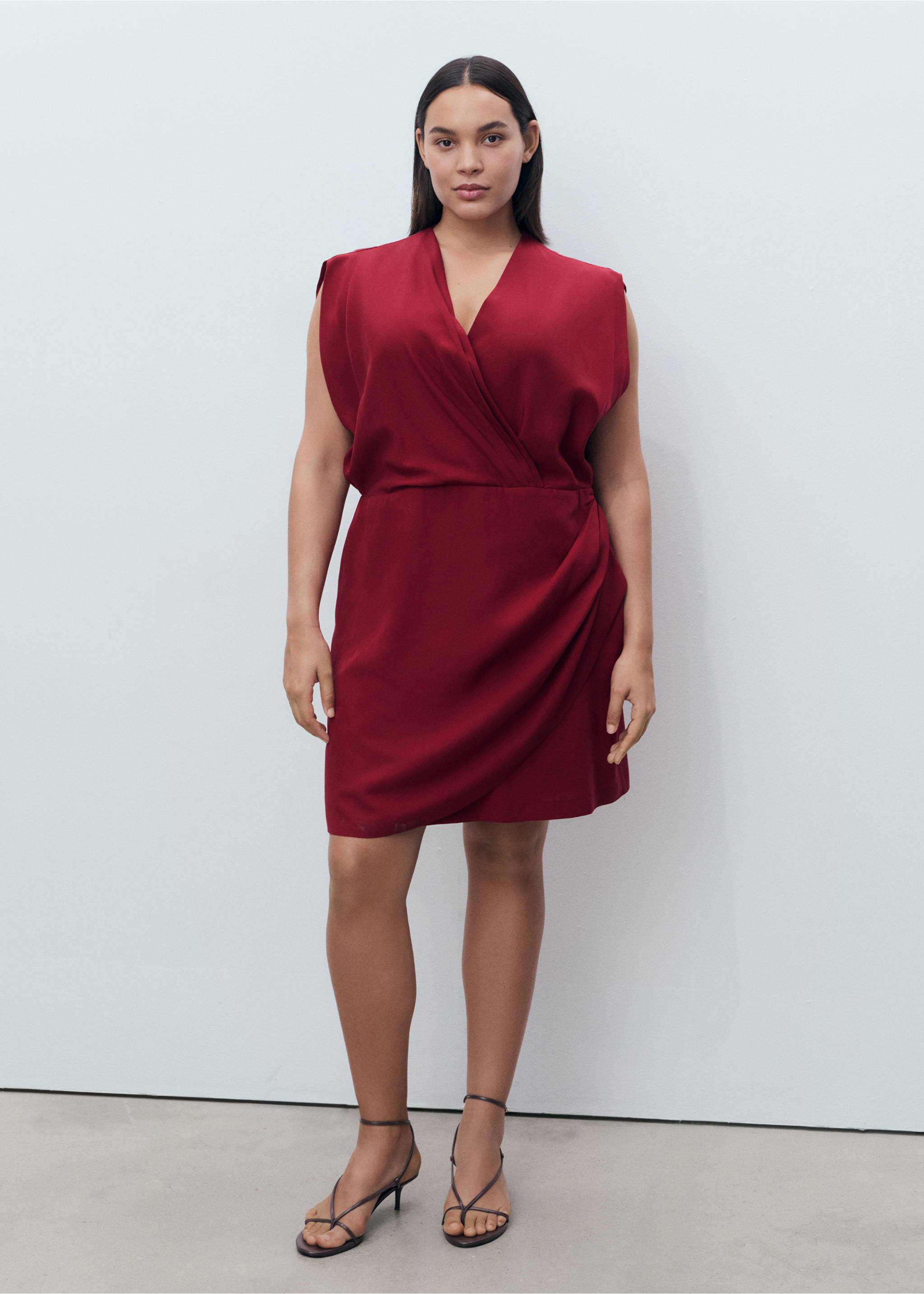 Lyocell wrap dress - Details of the article 3, Maroon. Ref: 17014086-00.