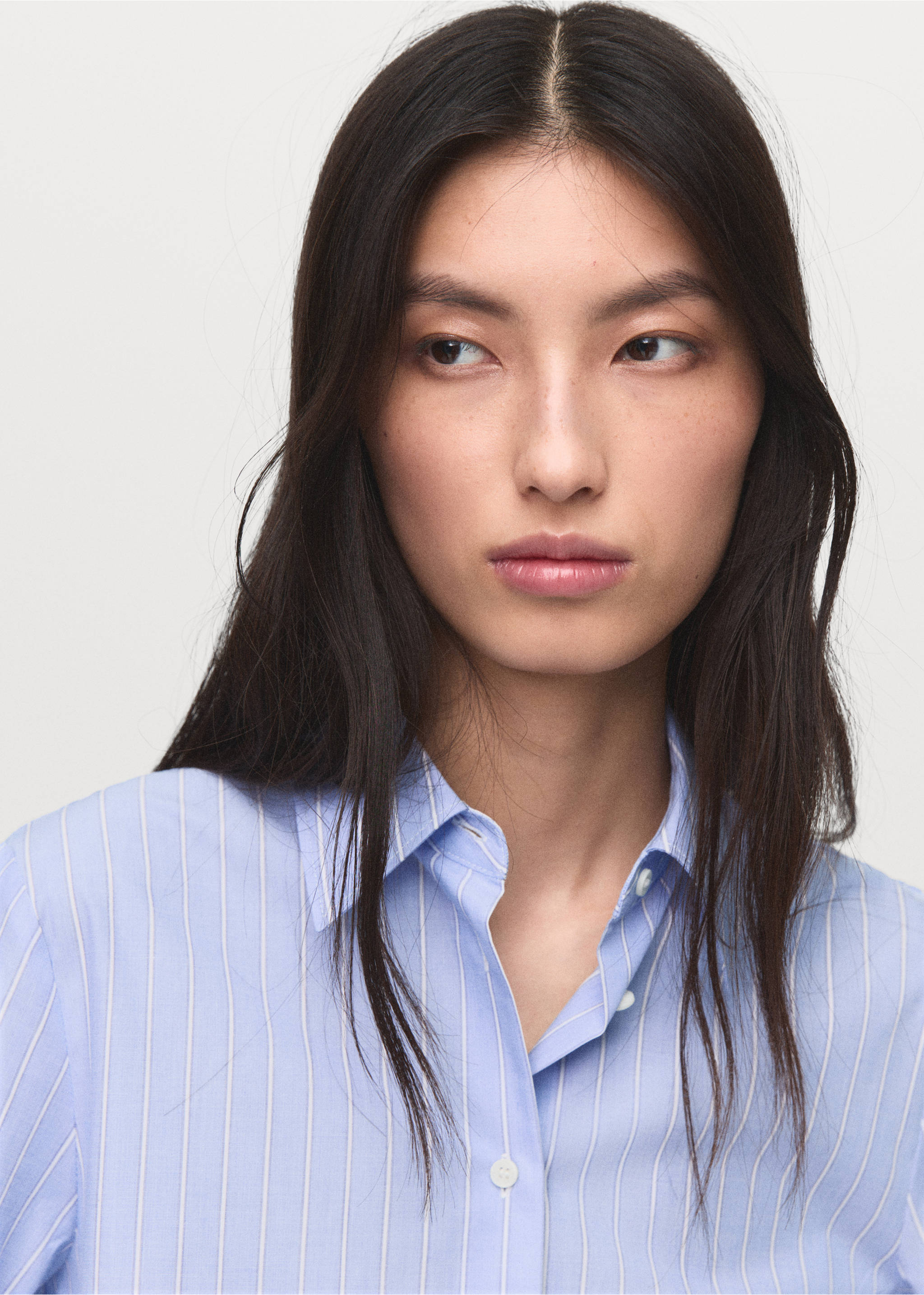 Chemise droite mélange coton et lyocell - Détail de l'article 1, Bleu ciel. Ref: 17014088-00.