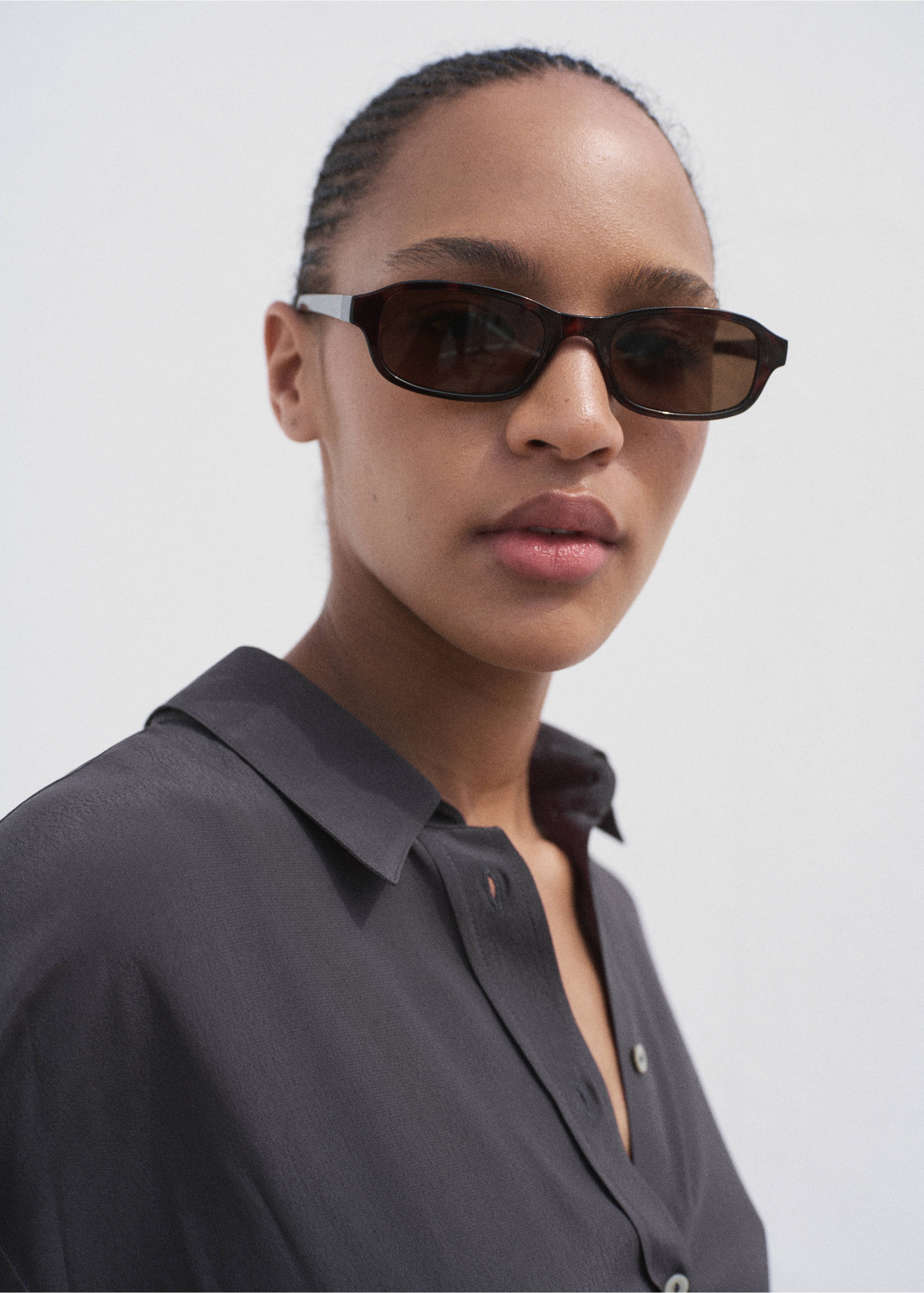 Oversize flowy shirt - Details of the article 1, Medium Grey. Ref: 17014090-00.