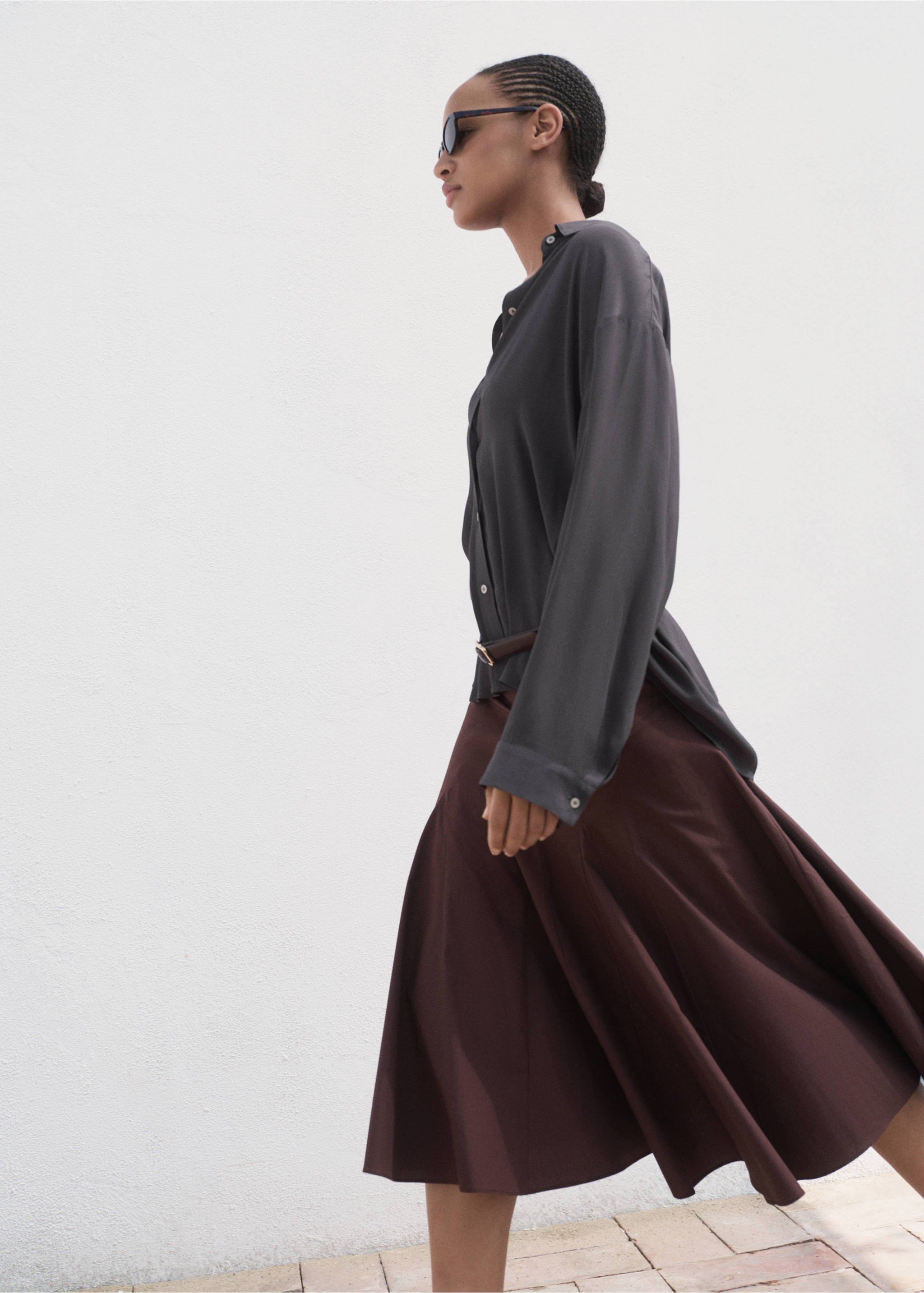 Oversize flowy shirt - Details of the article 2, Medium Grey. Ref: 17014090-00.