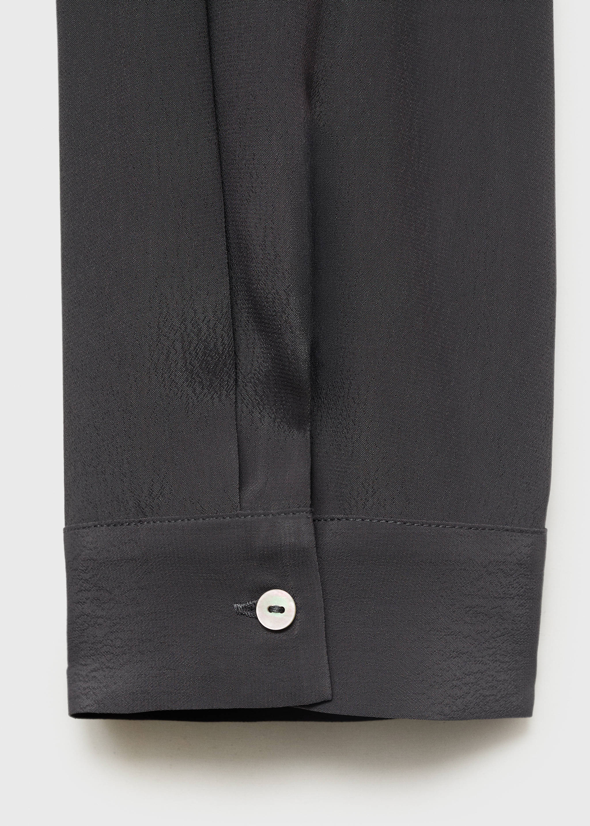 Oversize flowy shirt - Details of the article 0