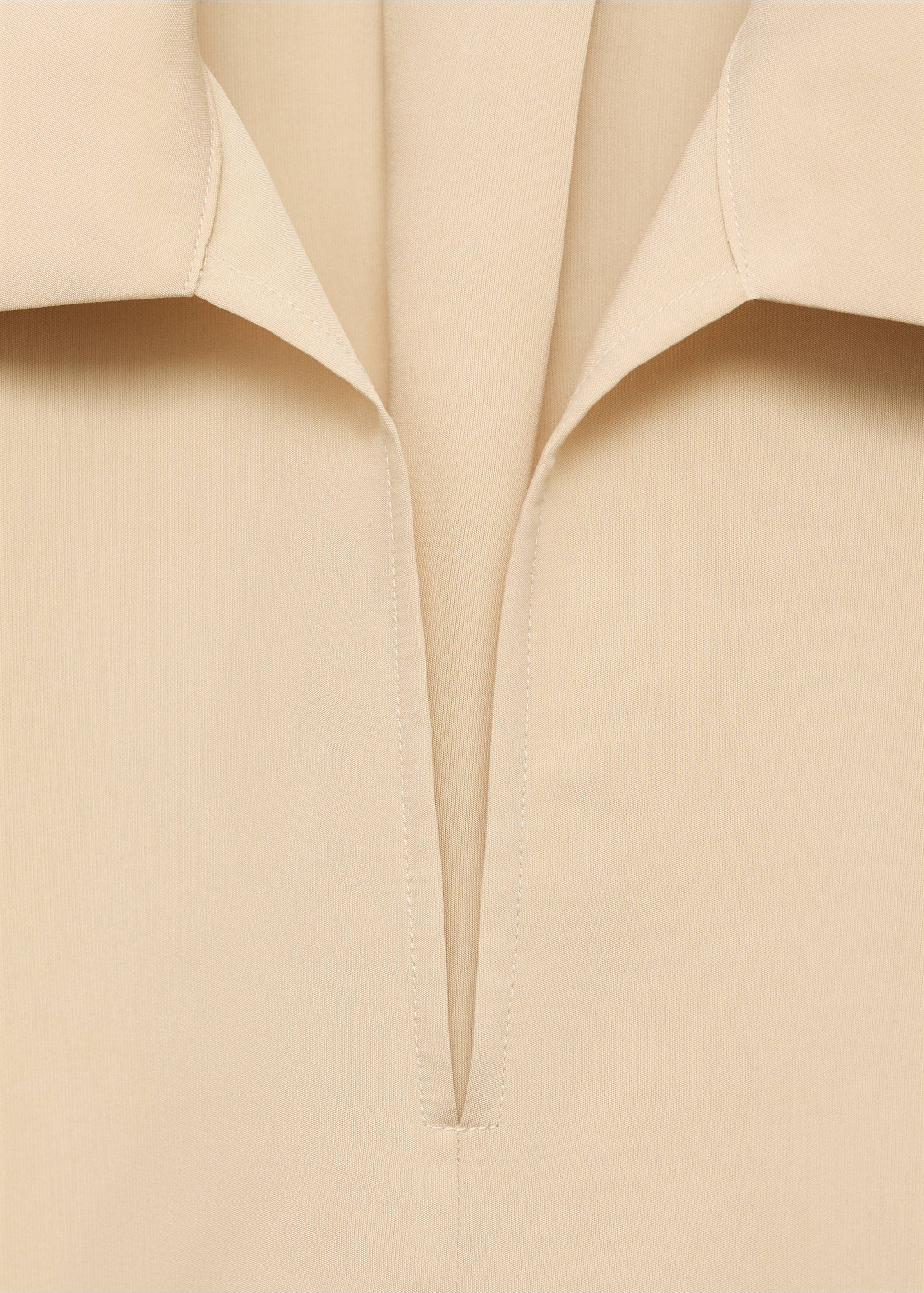 Oversized three-quarter sleeve shirt - Details of the article 8, Sand. Ref: 17014091-00.