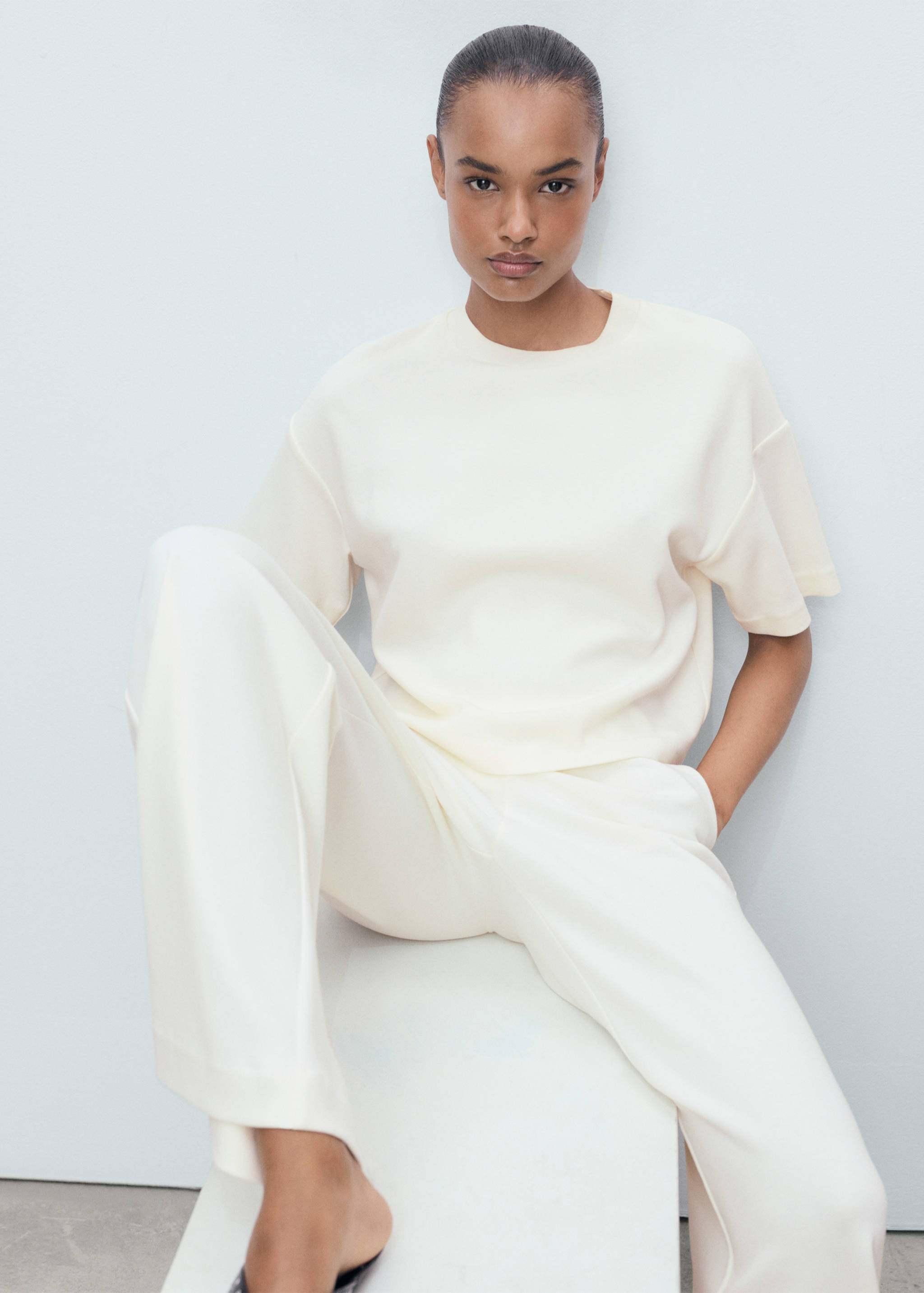 Cotton short-sleeved t-shirt - Medium plane