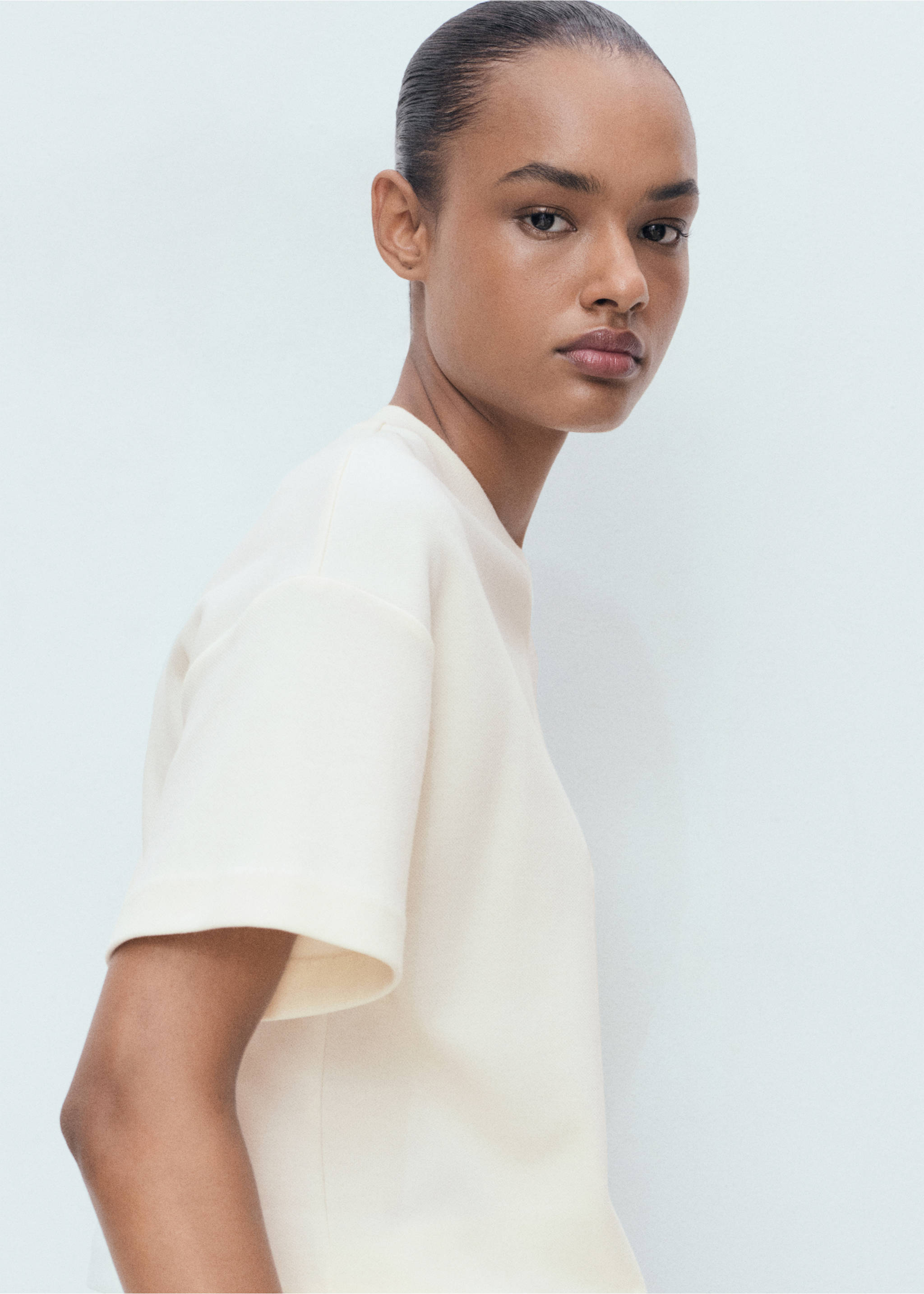 Cotton short-sleeved t-shirt - Details of the article 1, Ecru. Ref: 17014099-00.