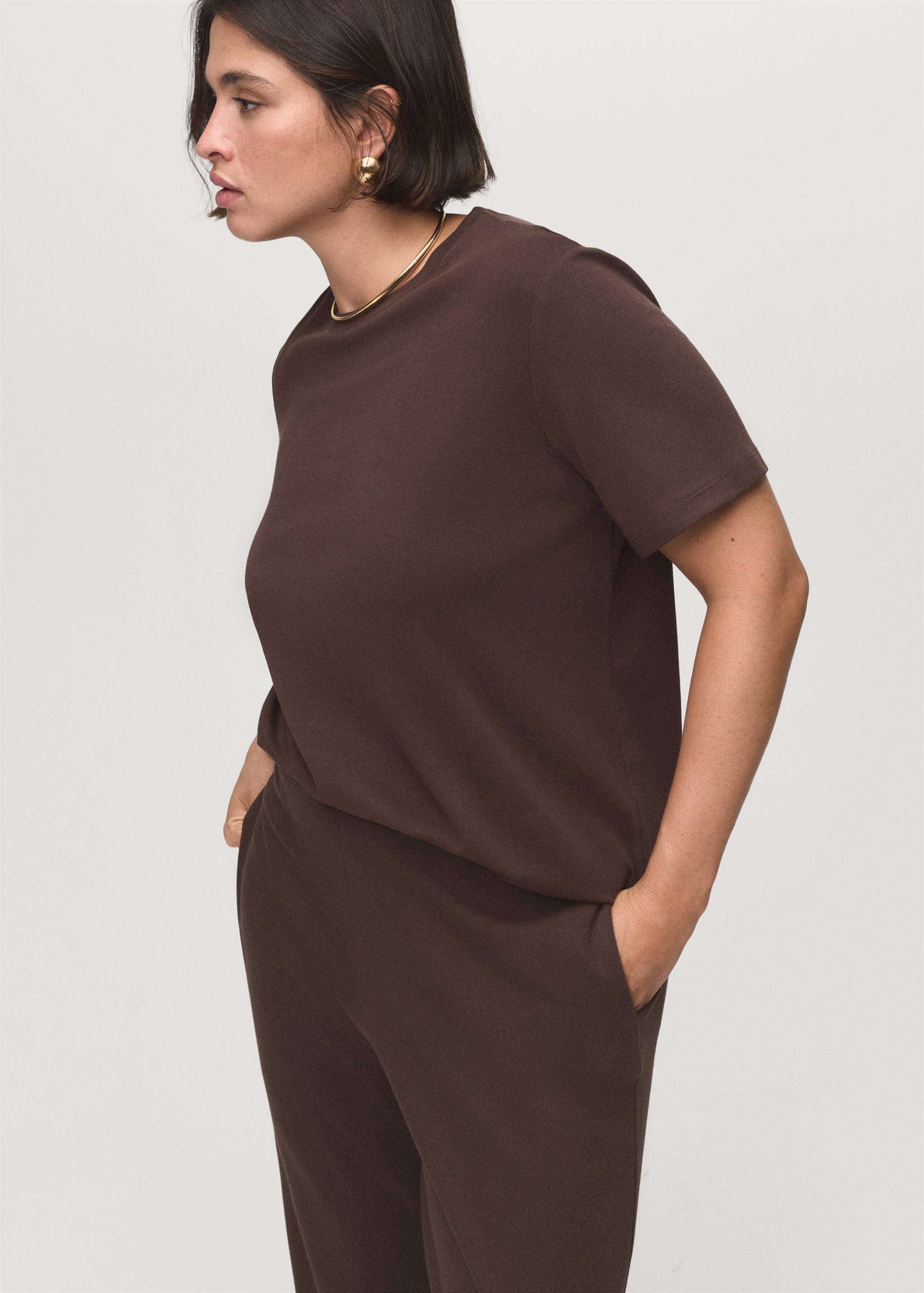 Cotton short-sleeved t-shirt - Details of the article 5