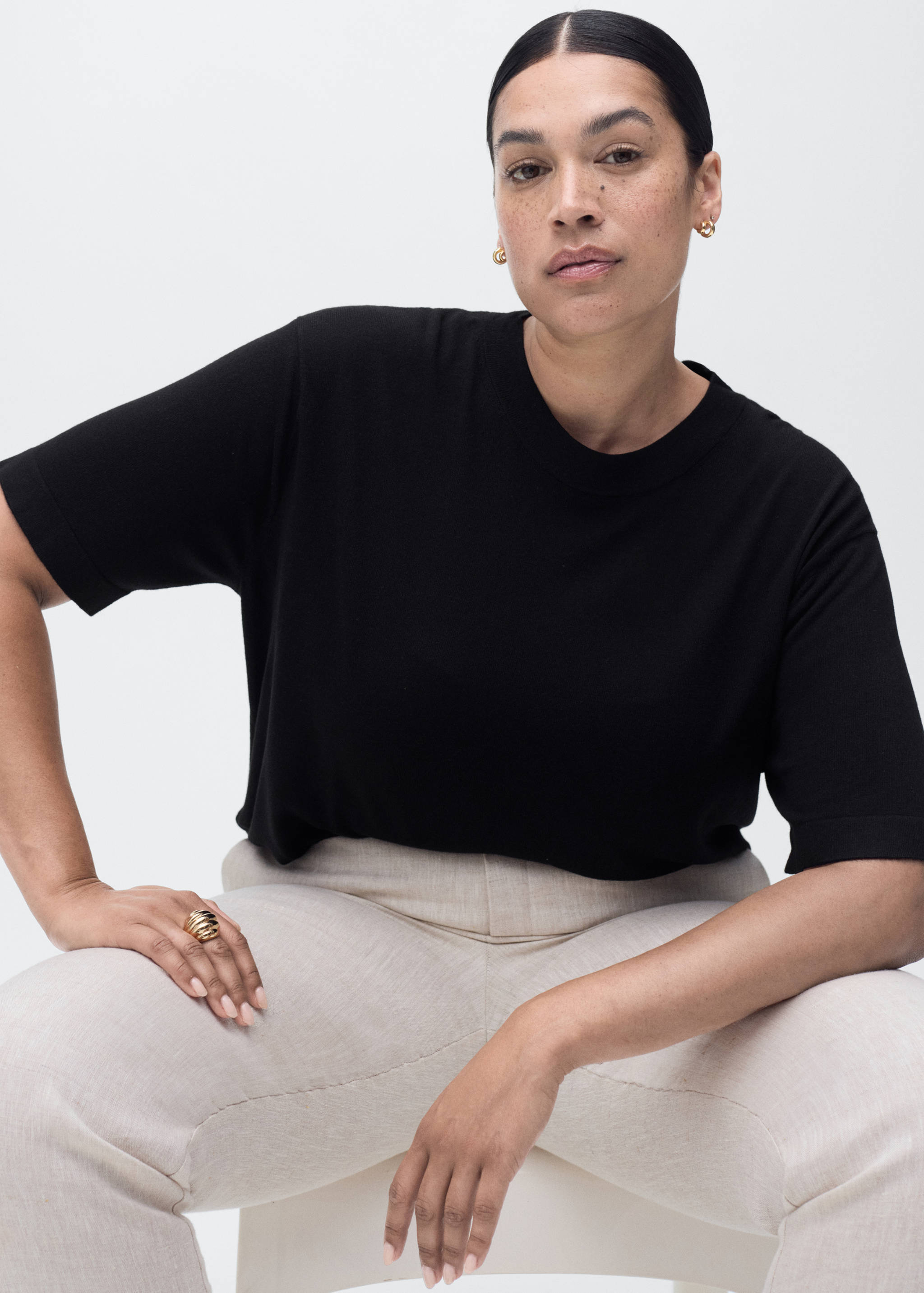 Short-sleeved fine-knit sweater - Details of the article 4