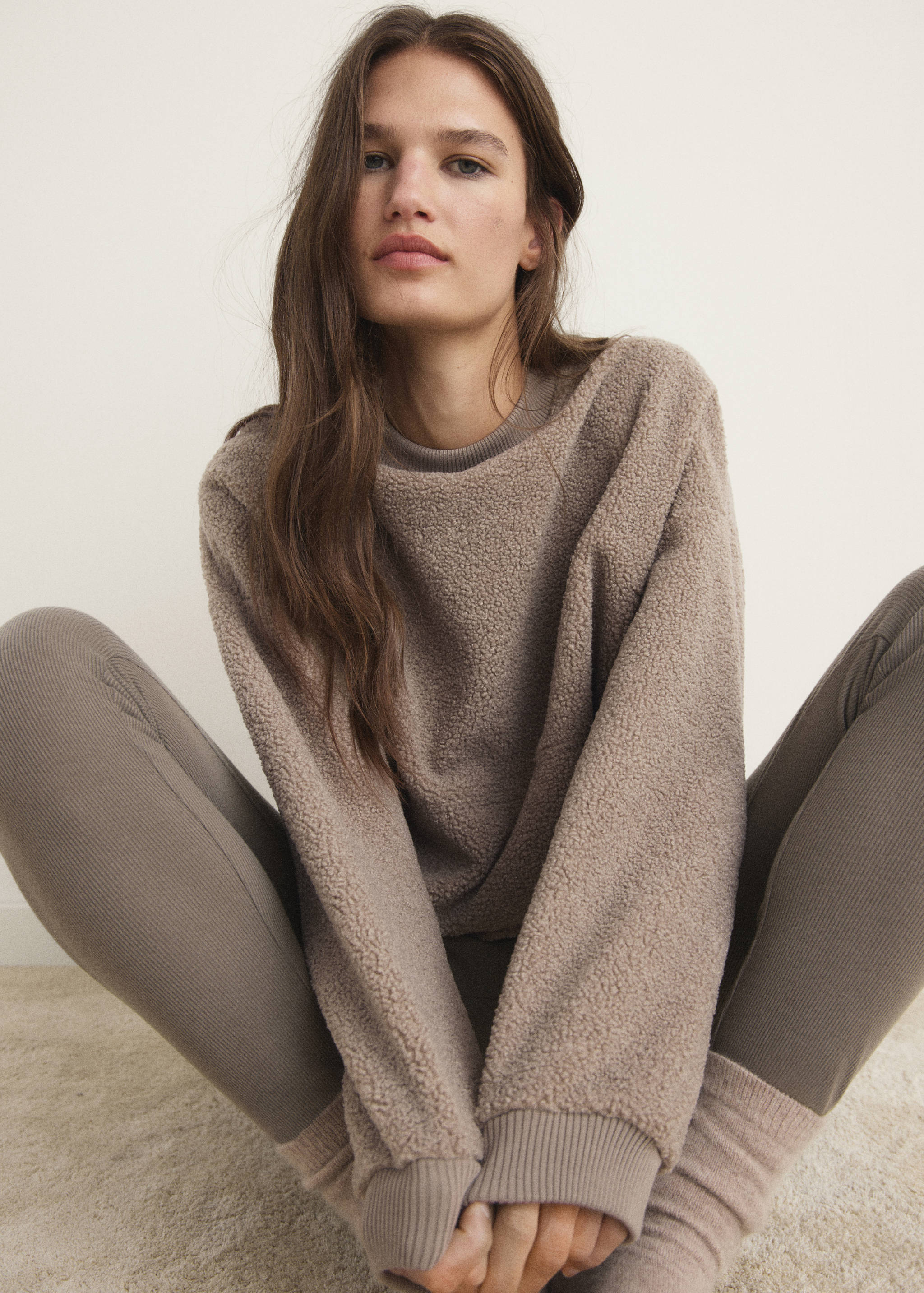 قميص بيجامة جلد الغنم - تفاصيل المنتج 2