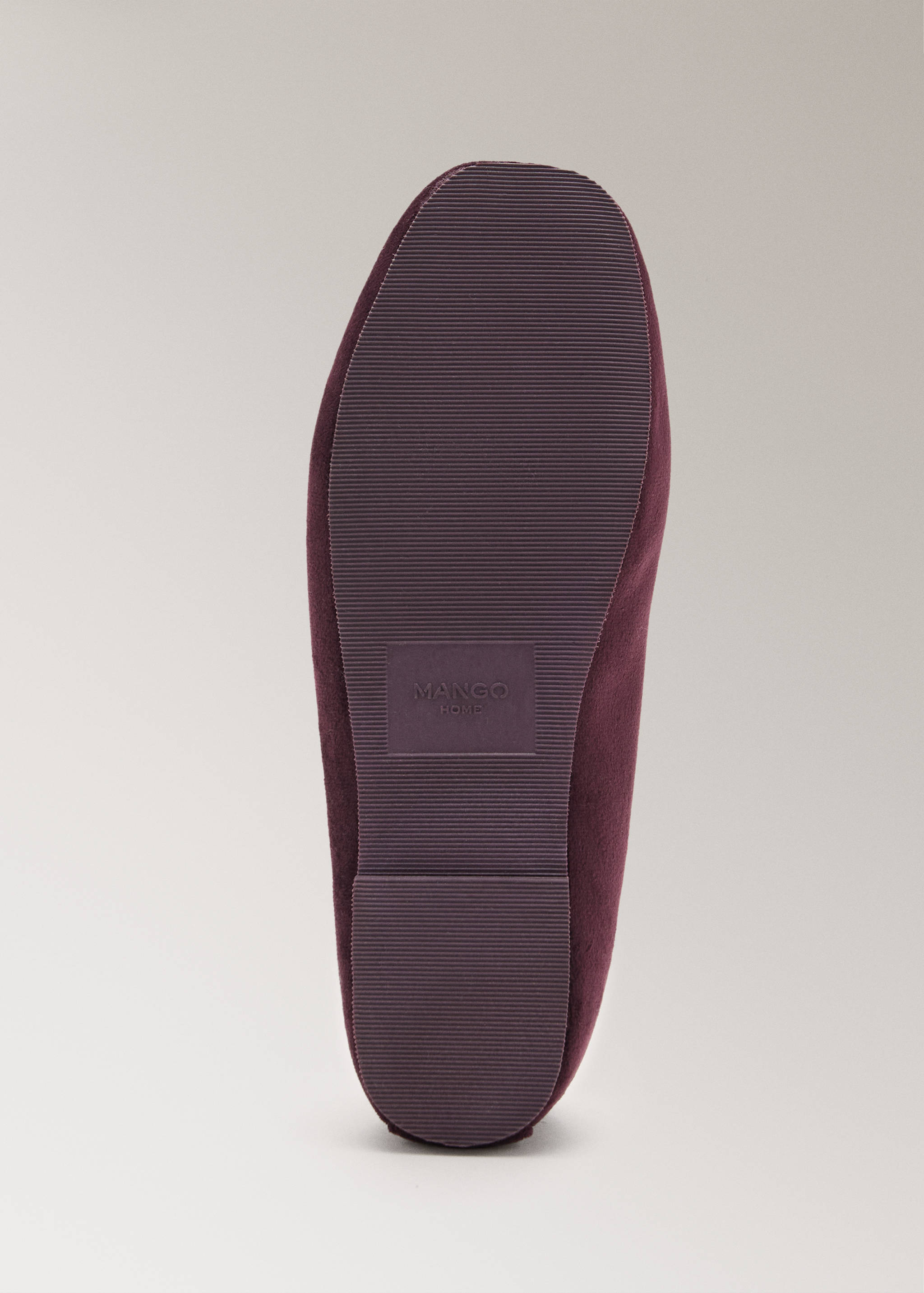 Velour slippers with piping - Details of the article 3