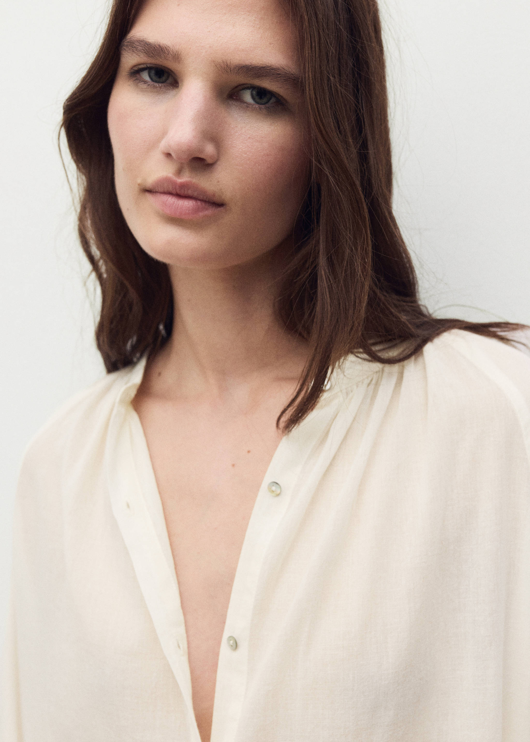 Cotton tunic with buttons - Details of the article 1