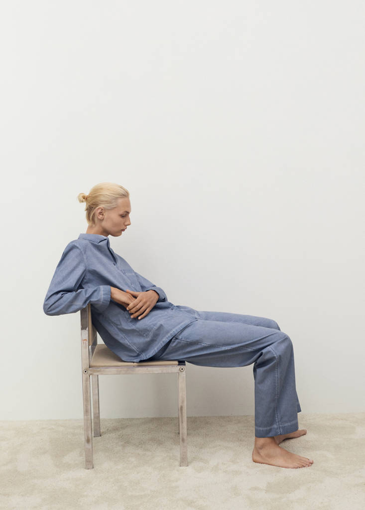 Garment-dyed cotton long trousers — Ink Blue