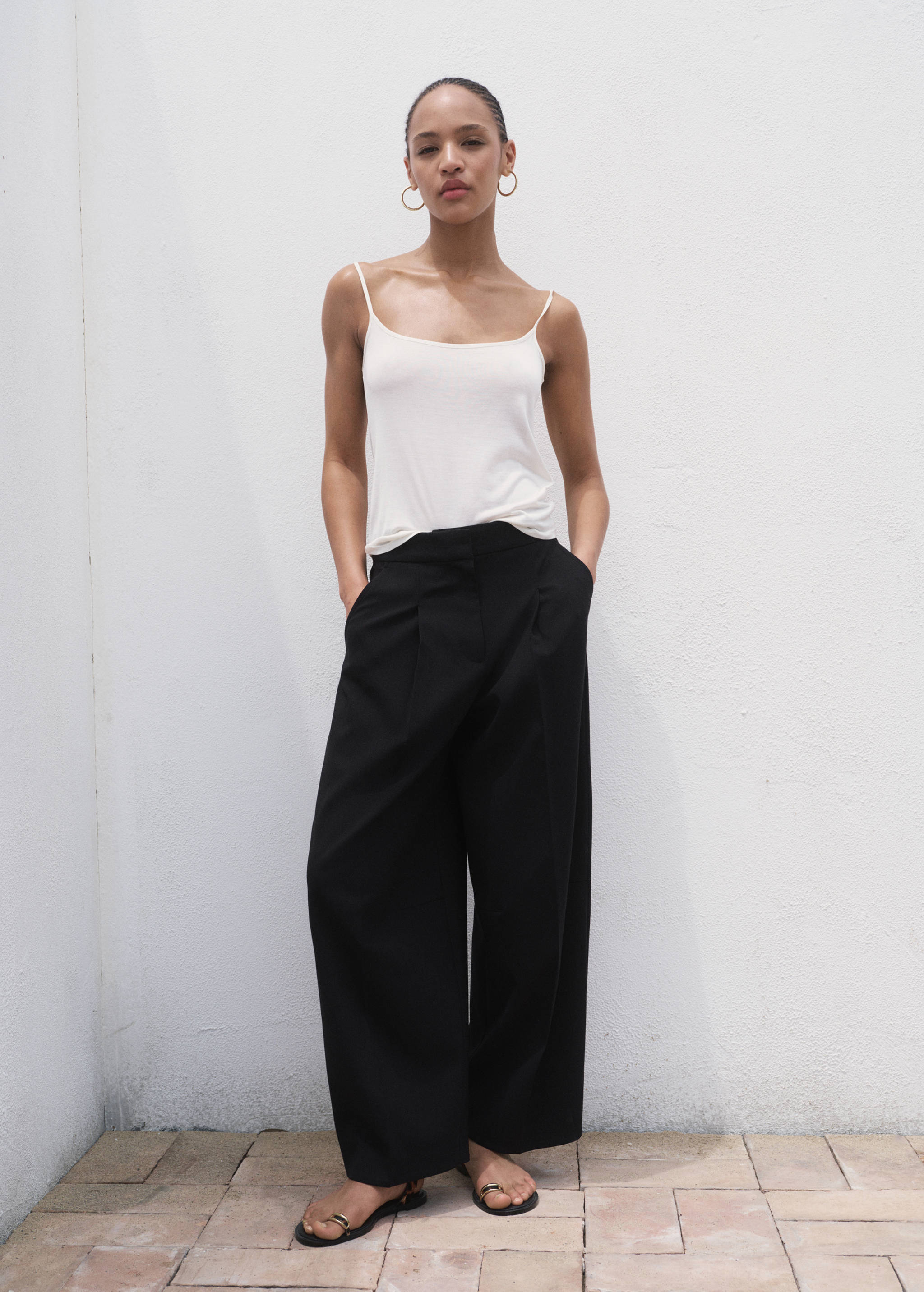 Pleated wide leg trousers - General plane
