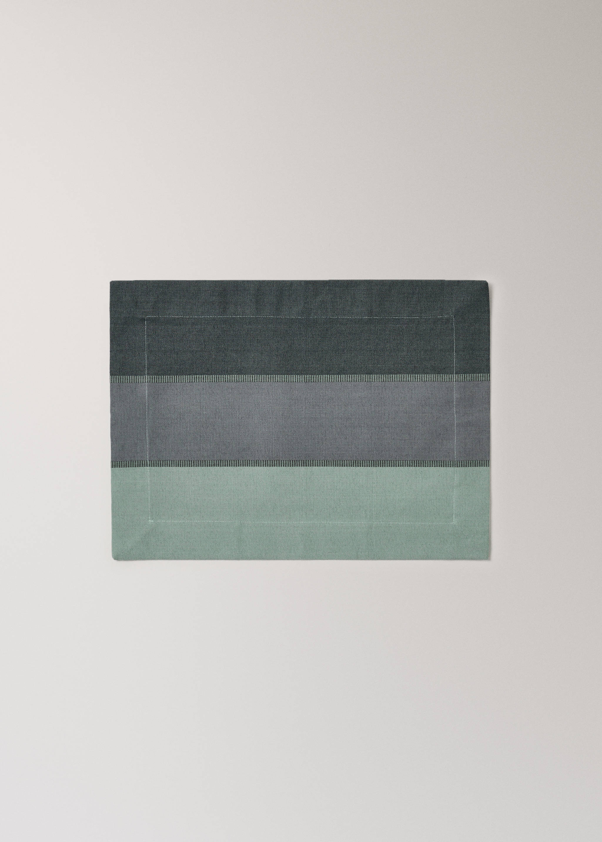 Cotton placemats with coloured stripes - Article without model