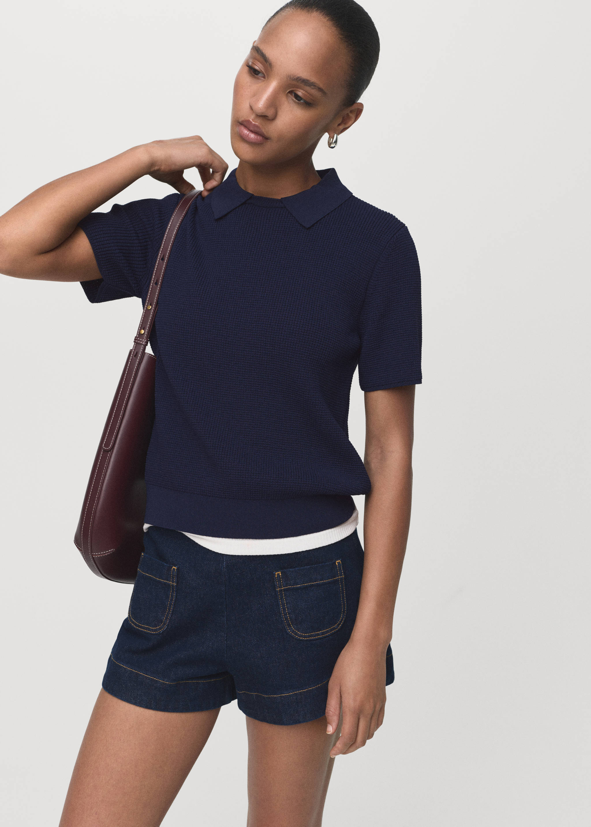 Camisola gola camiseira - Plano médio