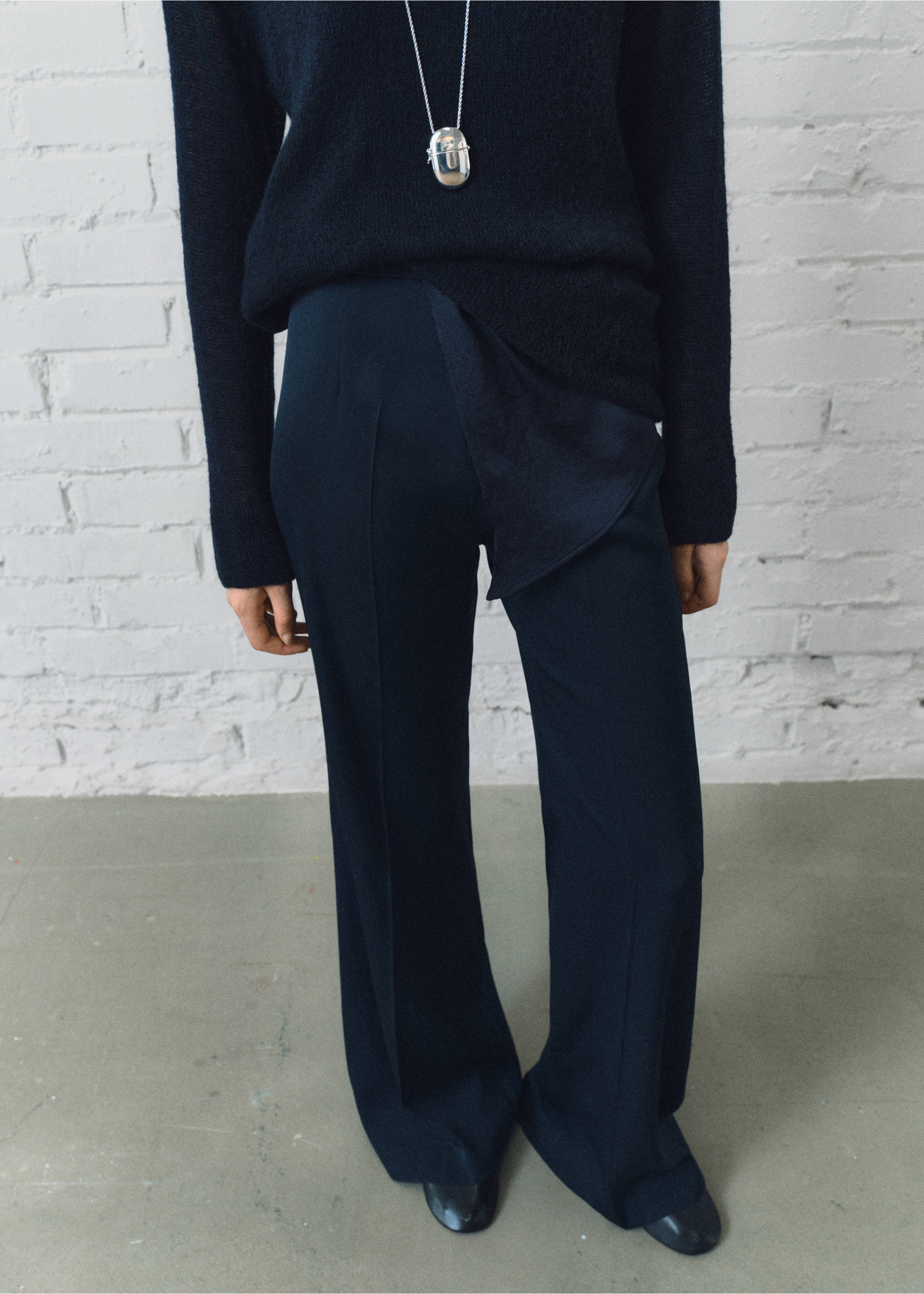 Long flared trousers - Medium plane, Navy. Ref: 17014149-00.