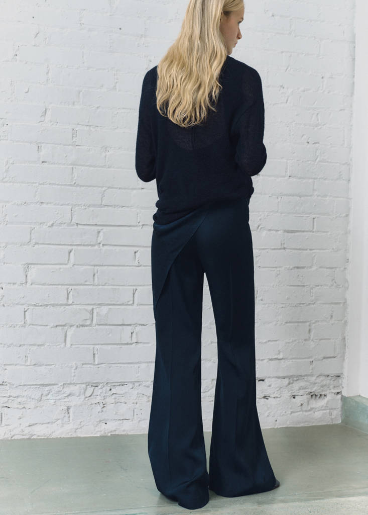 Long flared trousers — Navy