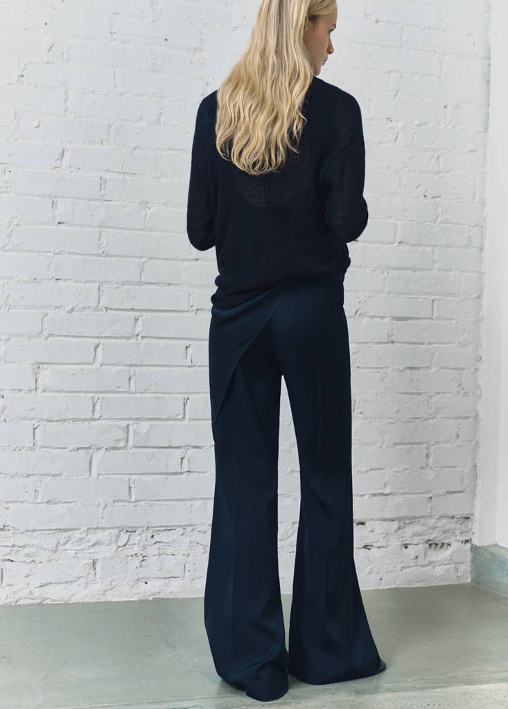 Long flared trousers — Navy