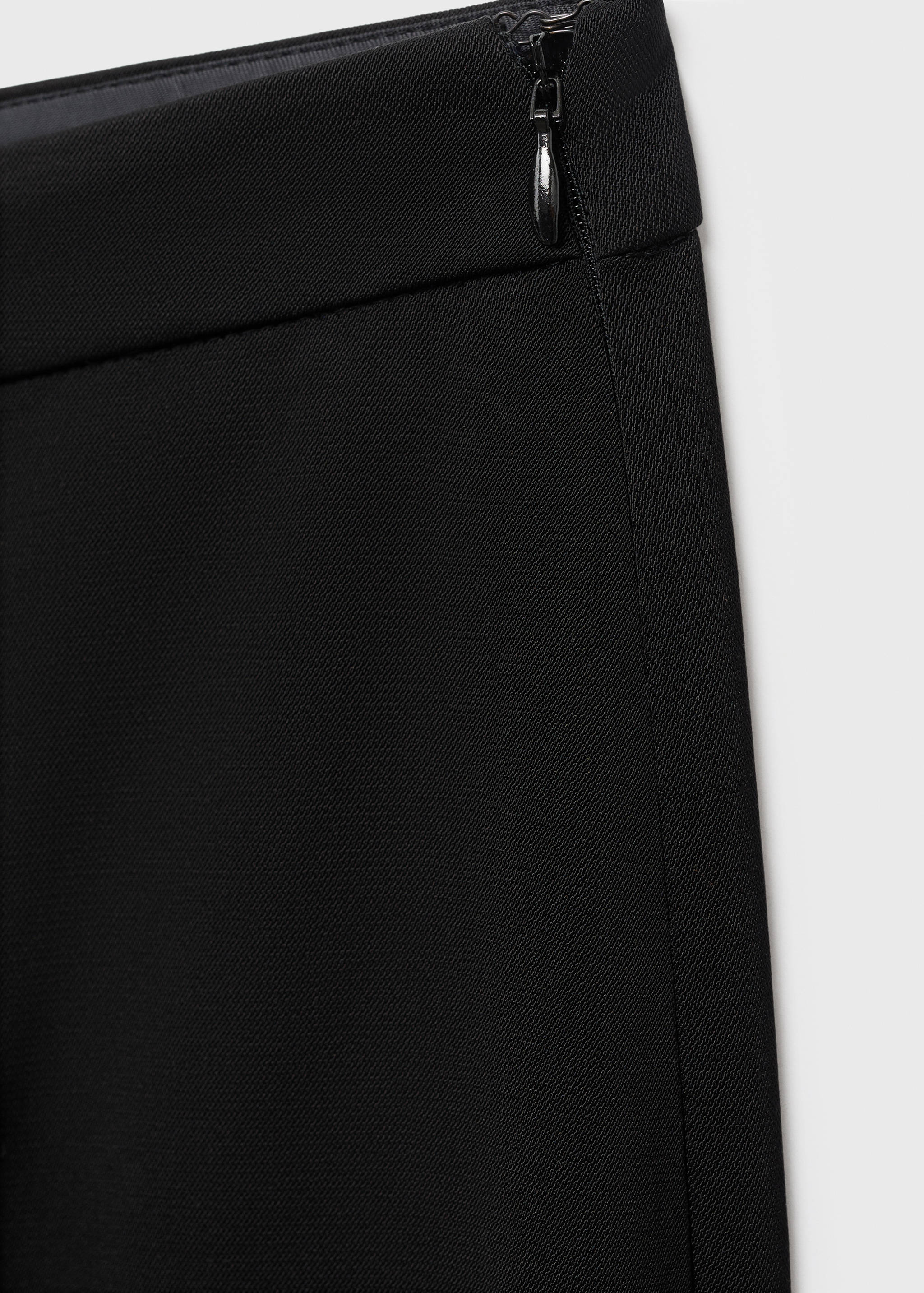 Long flared trousers - Details of the article 0