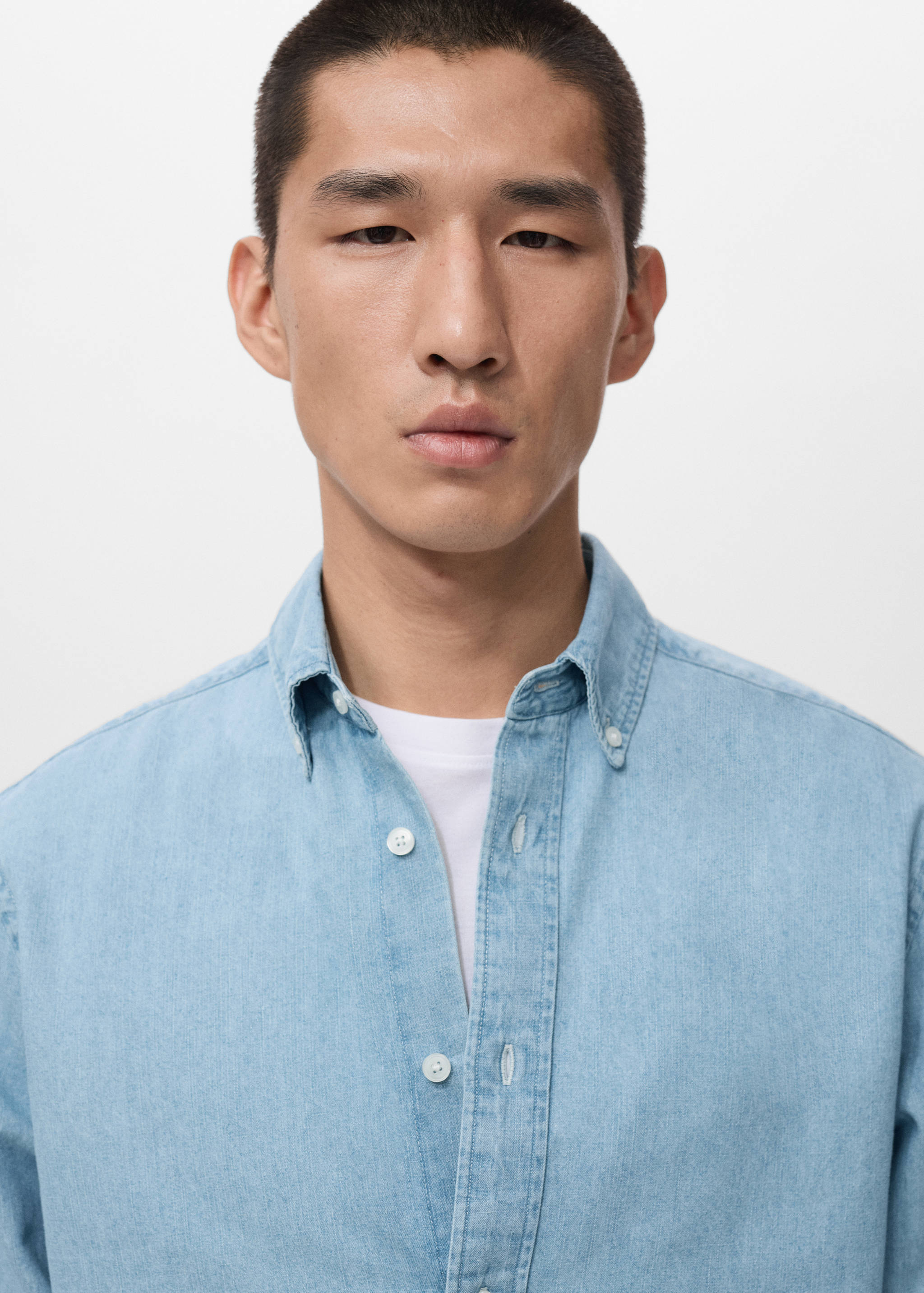Regular fit denim shirt - Details of the article 2