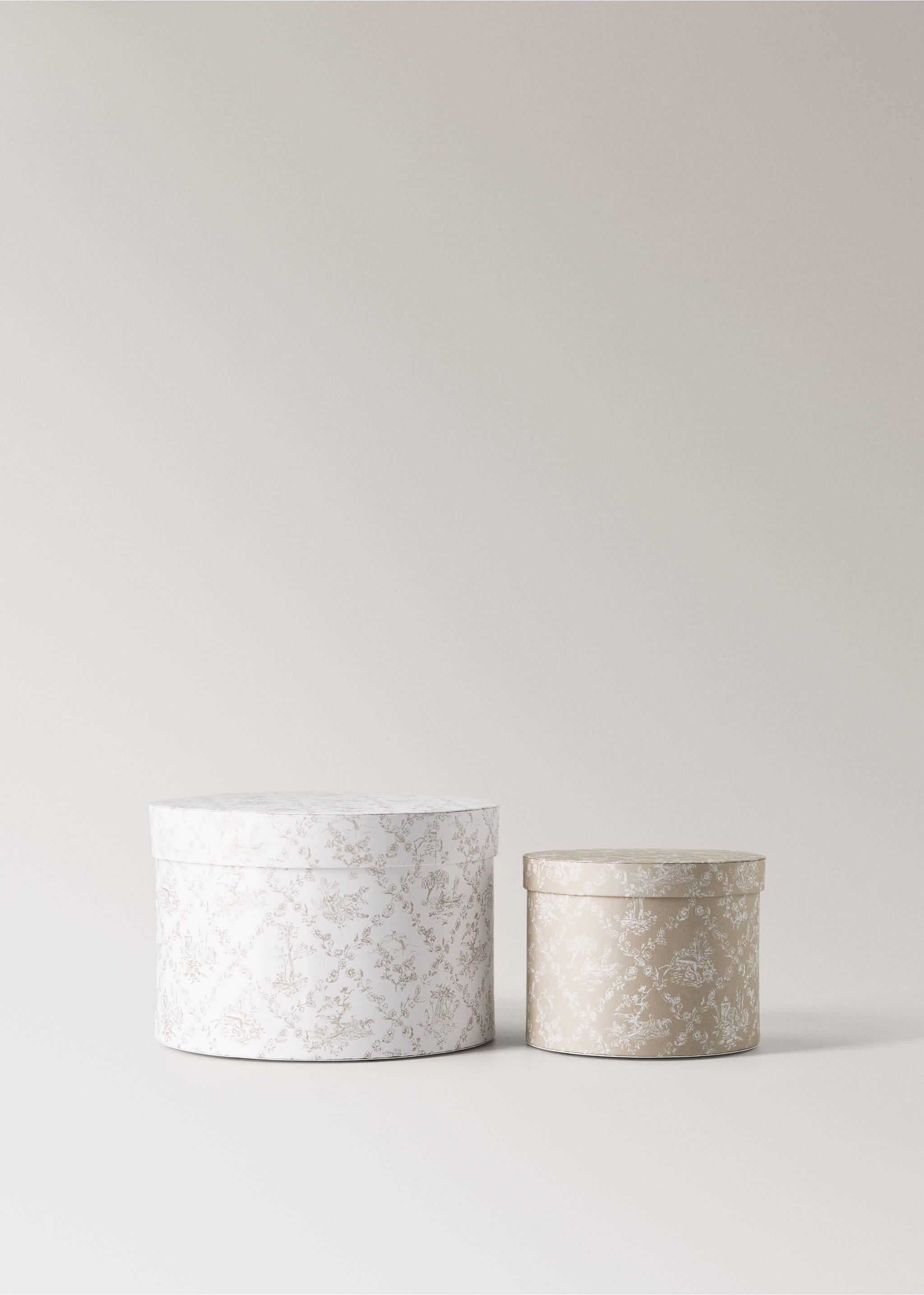 Large children’s box with print - Details of the article 4, Off White. Ref: 17014440-00.