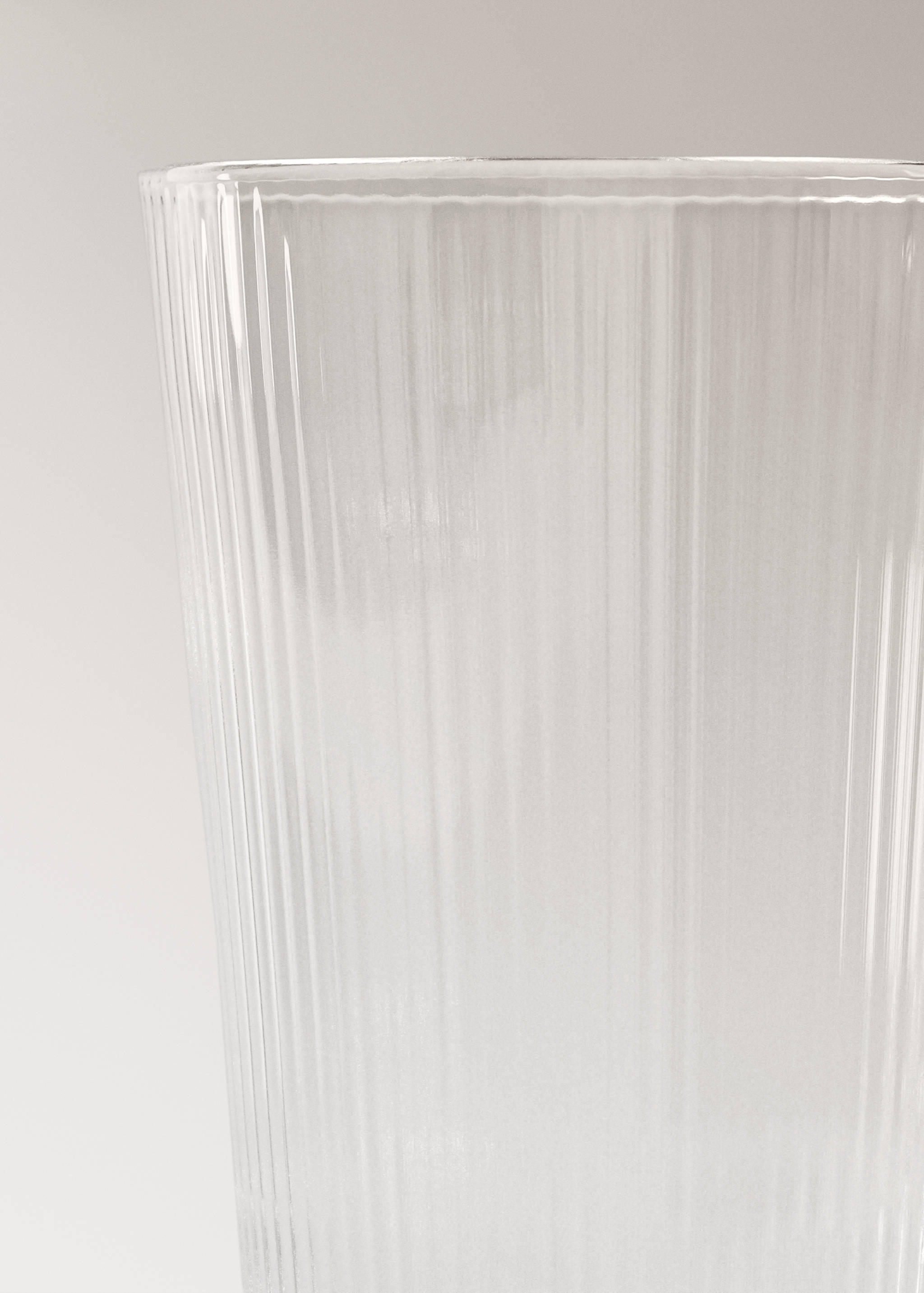 Chávena de borossilicato com riscas em relevo - Pormenor do artigo 2