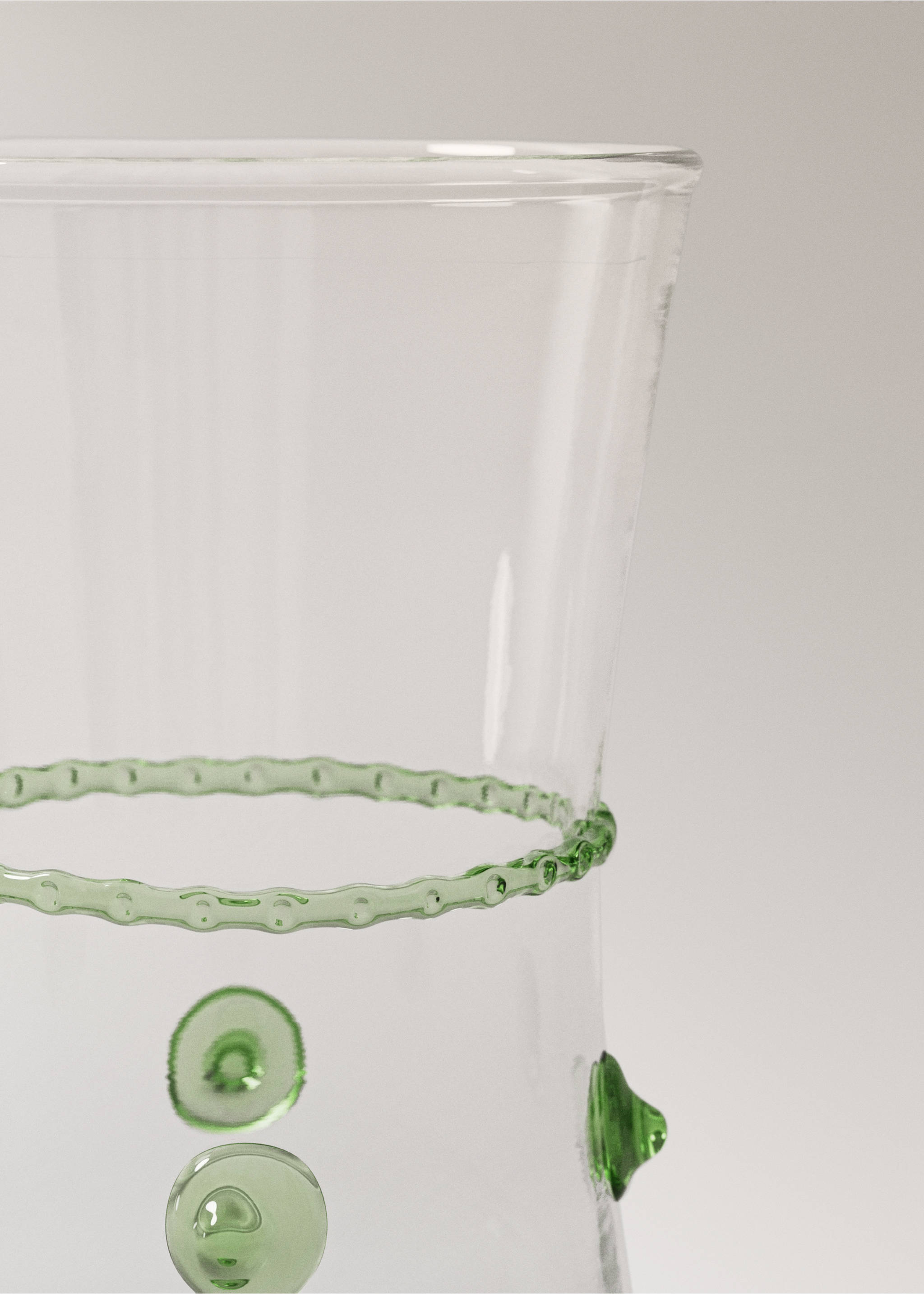 Borosilicate glass vase with spiral relief - Details of the article 1, Off White. Ref: 17014447-00.