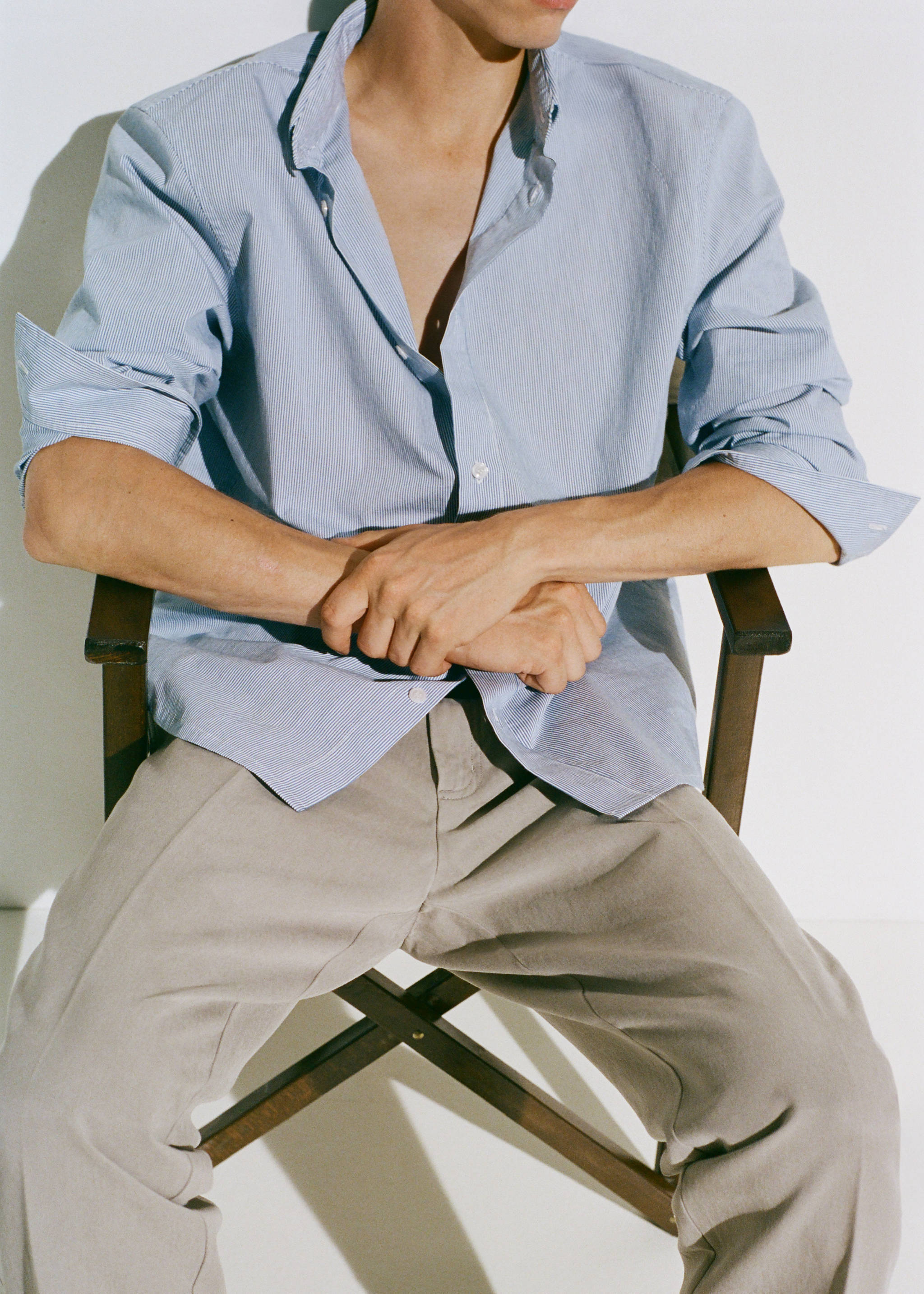 Camisa de algodão às riscas regular fit - Pormenor do artigo 5