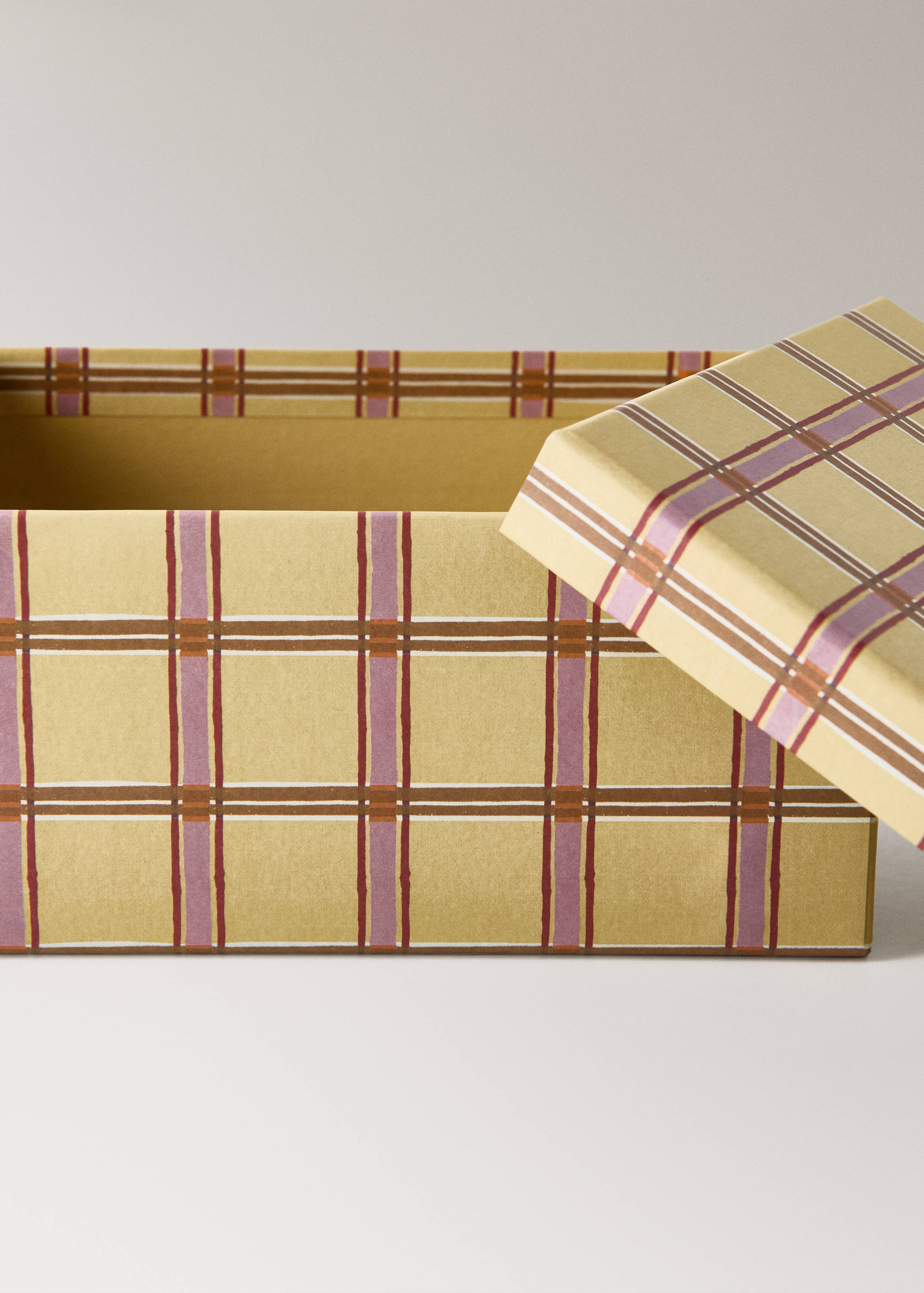 Small children’s box with print - Details of the article 2