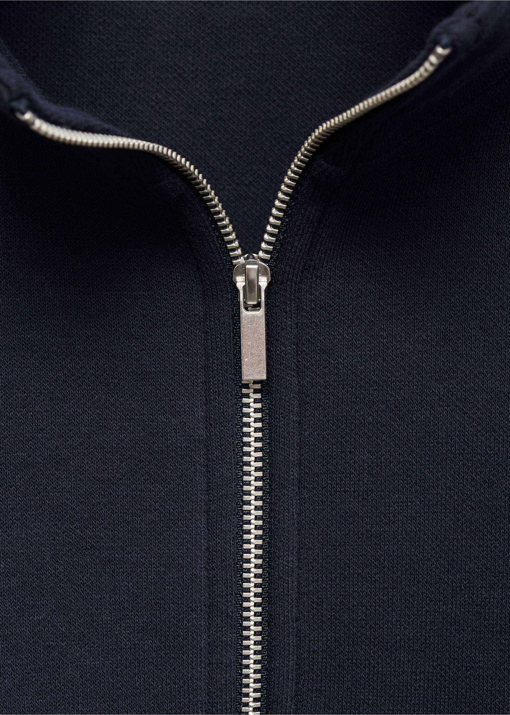 Turtleneck sweatshirt with zip - Details of the article 8, Navy. Ref: 17015171-00.