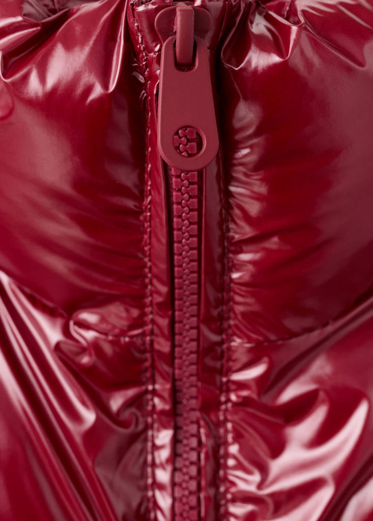 Shiny quilted anorak — Burgundy