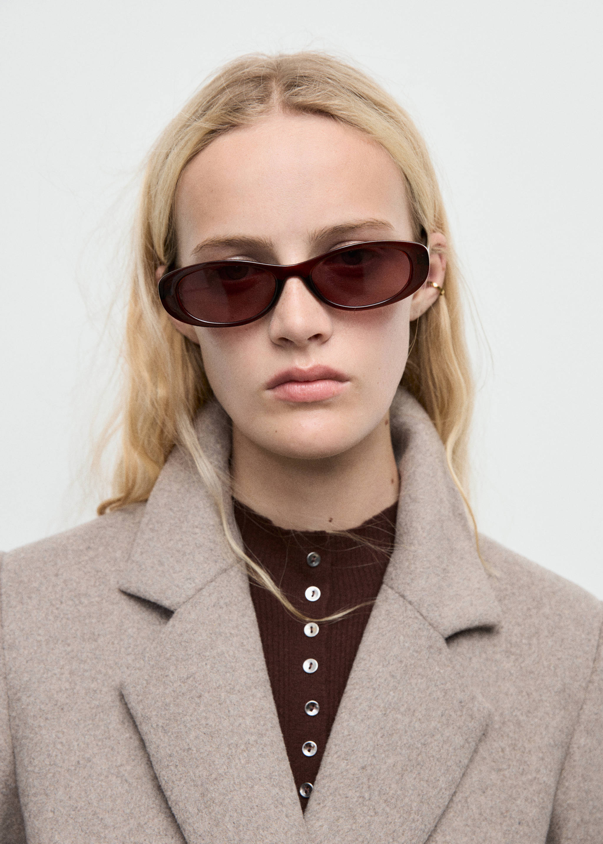 Структурирана вълнено палто с двуредно закопчаване - Данни за артикула 1