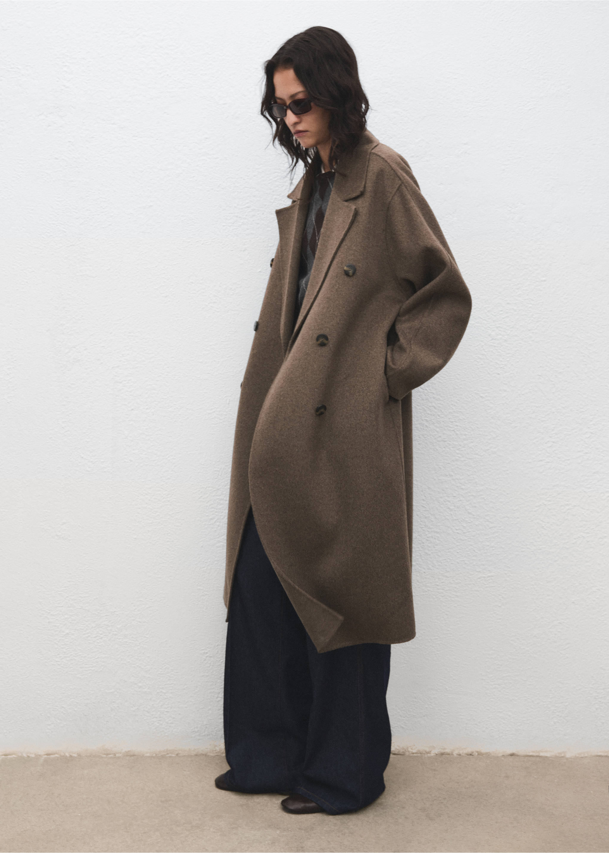 Handmade oversized wool coat - Details of the article 6, Medium Brown. Ref: 17015792-00.