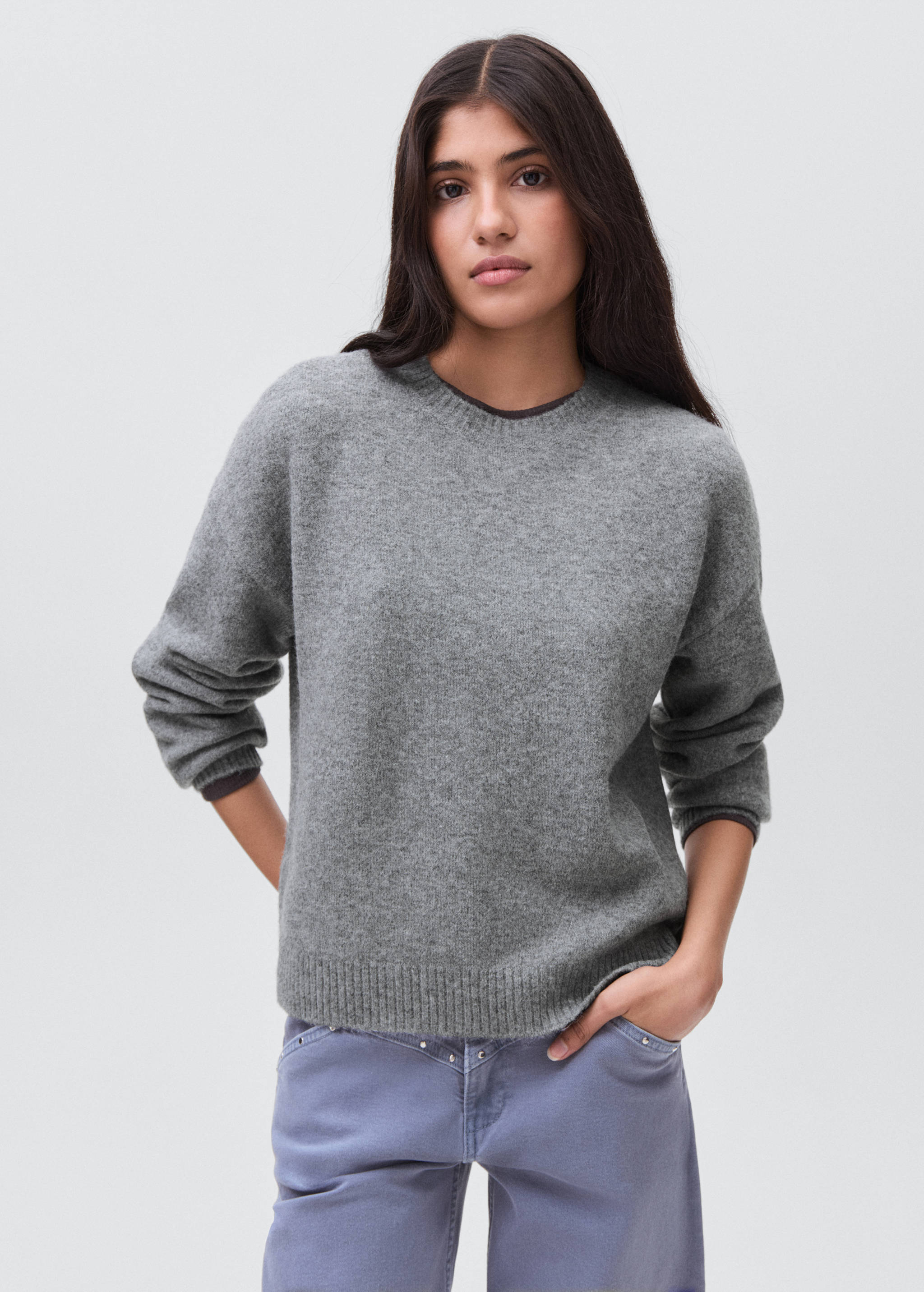 Knit sweater - Medium plane