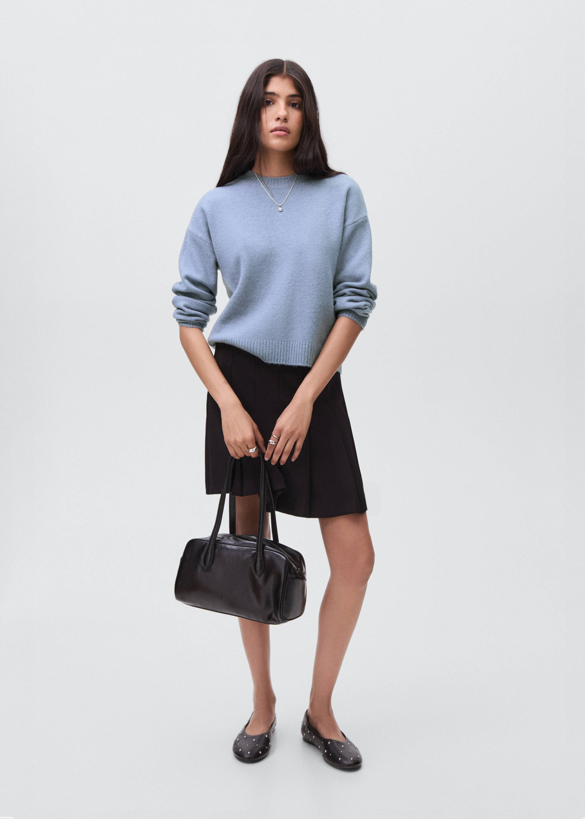 Knit sweater - General plane