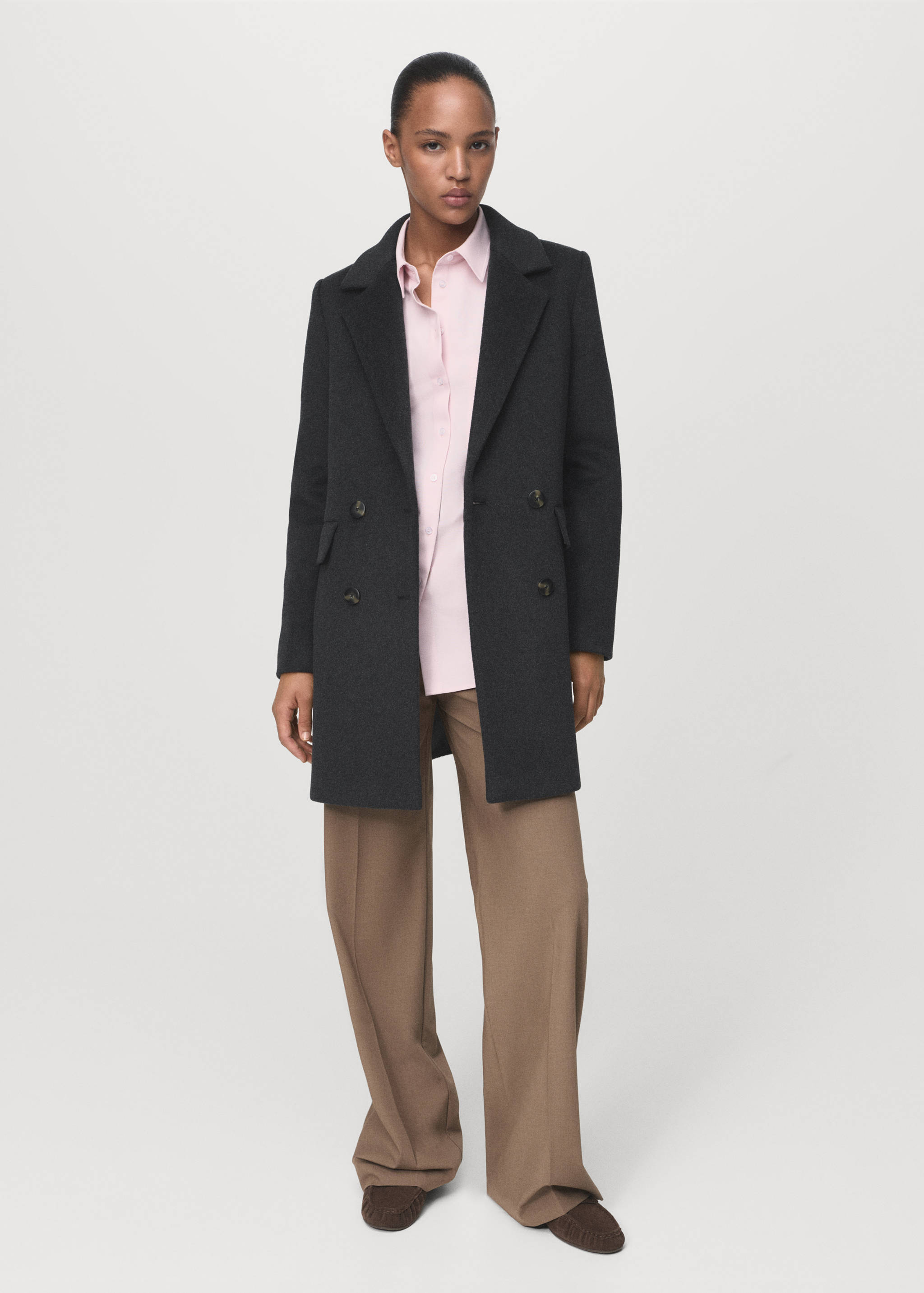 Double-breasted wool coat - General plane