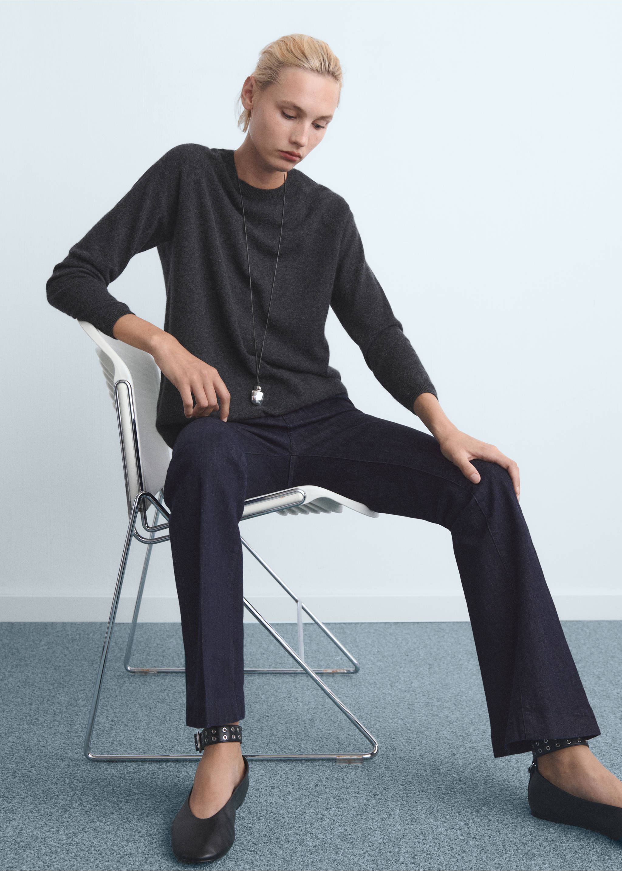 Jean flare taille normale rinse wash - Détail de l'article 3, Bleu. Ref: 17015804-00.