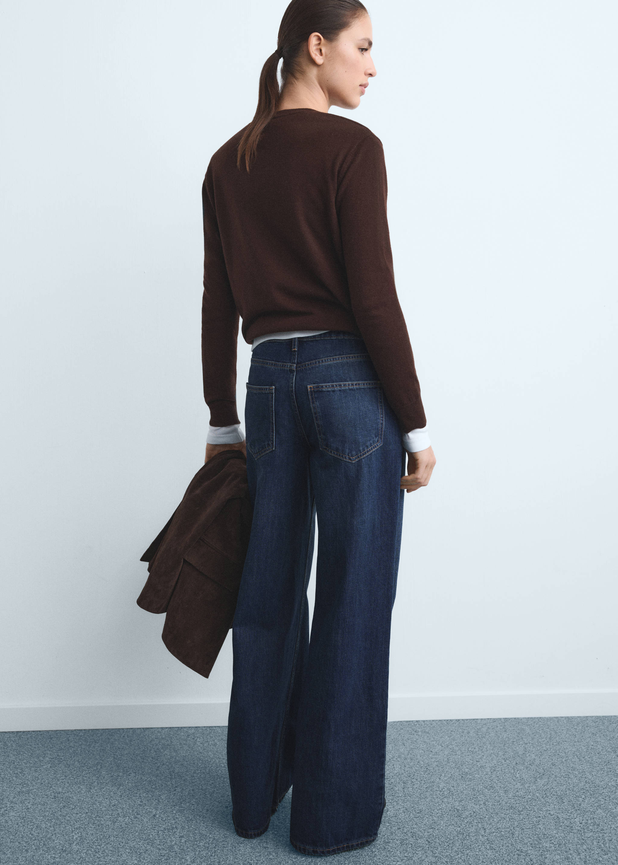 Low-rise wideleg jeans - Reverse of the article